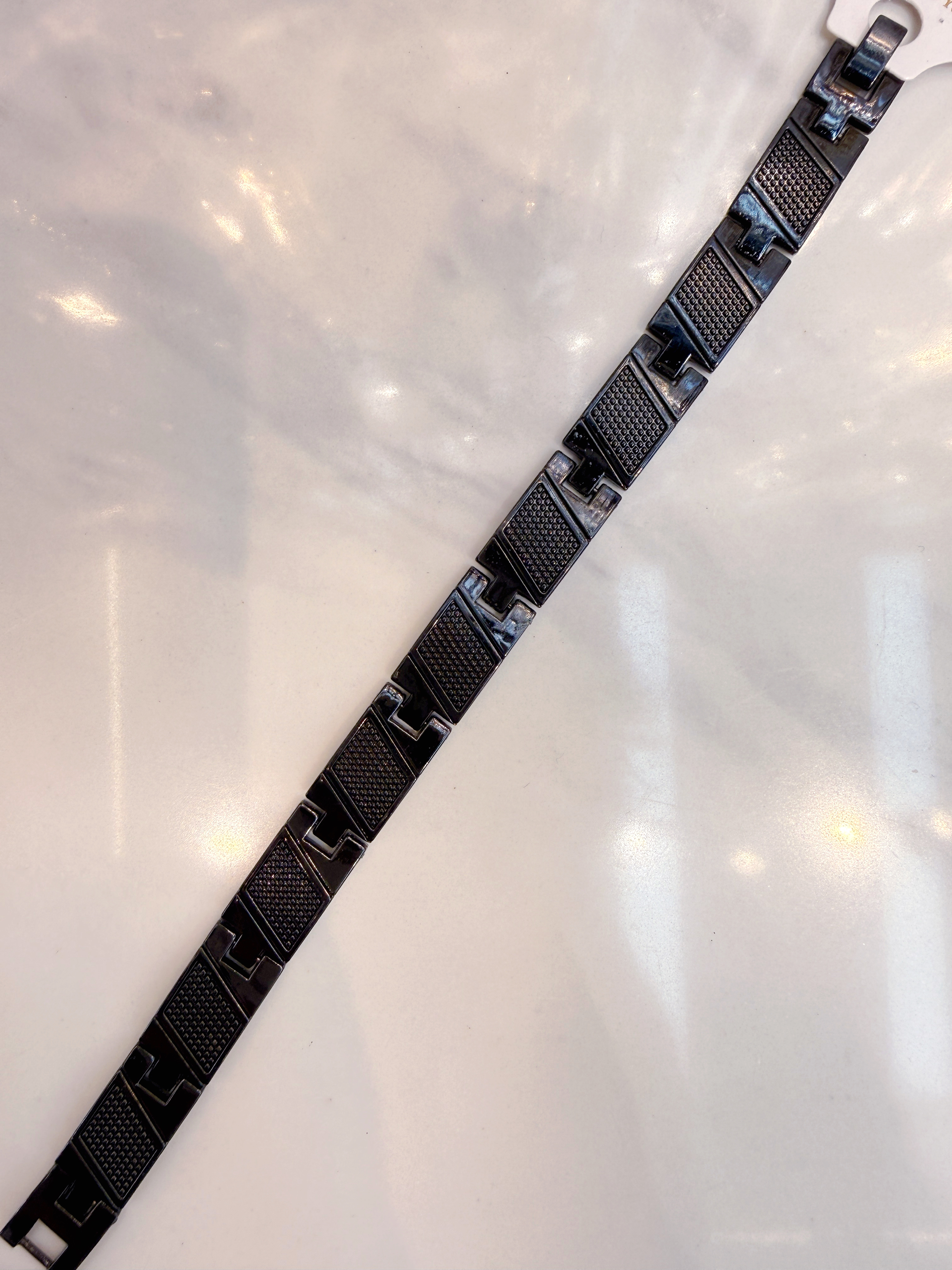 合金加磁铁黑色保健男款女款潮流时尚手链手串