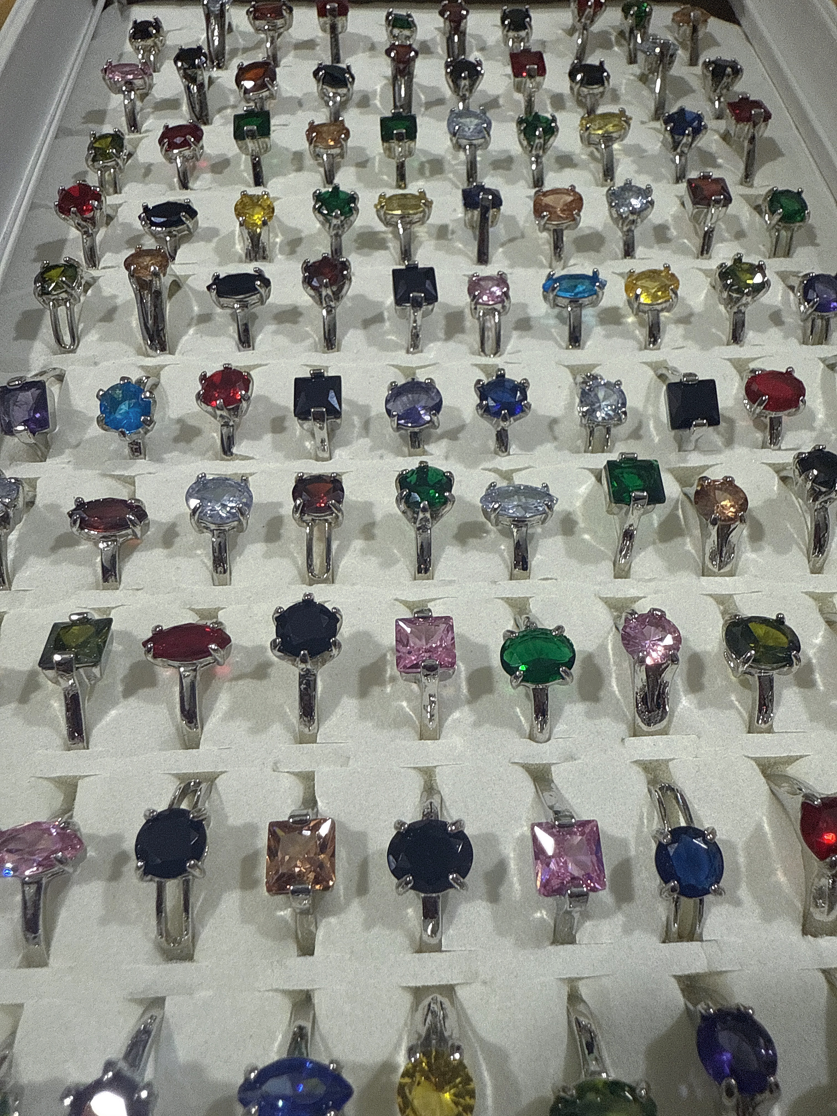 Bestseller Zircon ring, Amazon AliExpress bestseller, copper micro-set Moissanite silver ring, cross-border design, simple and fashionable design sense details Picture