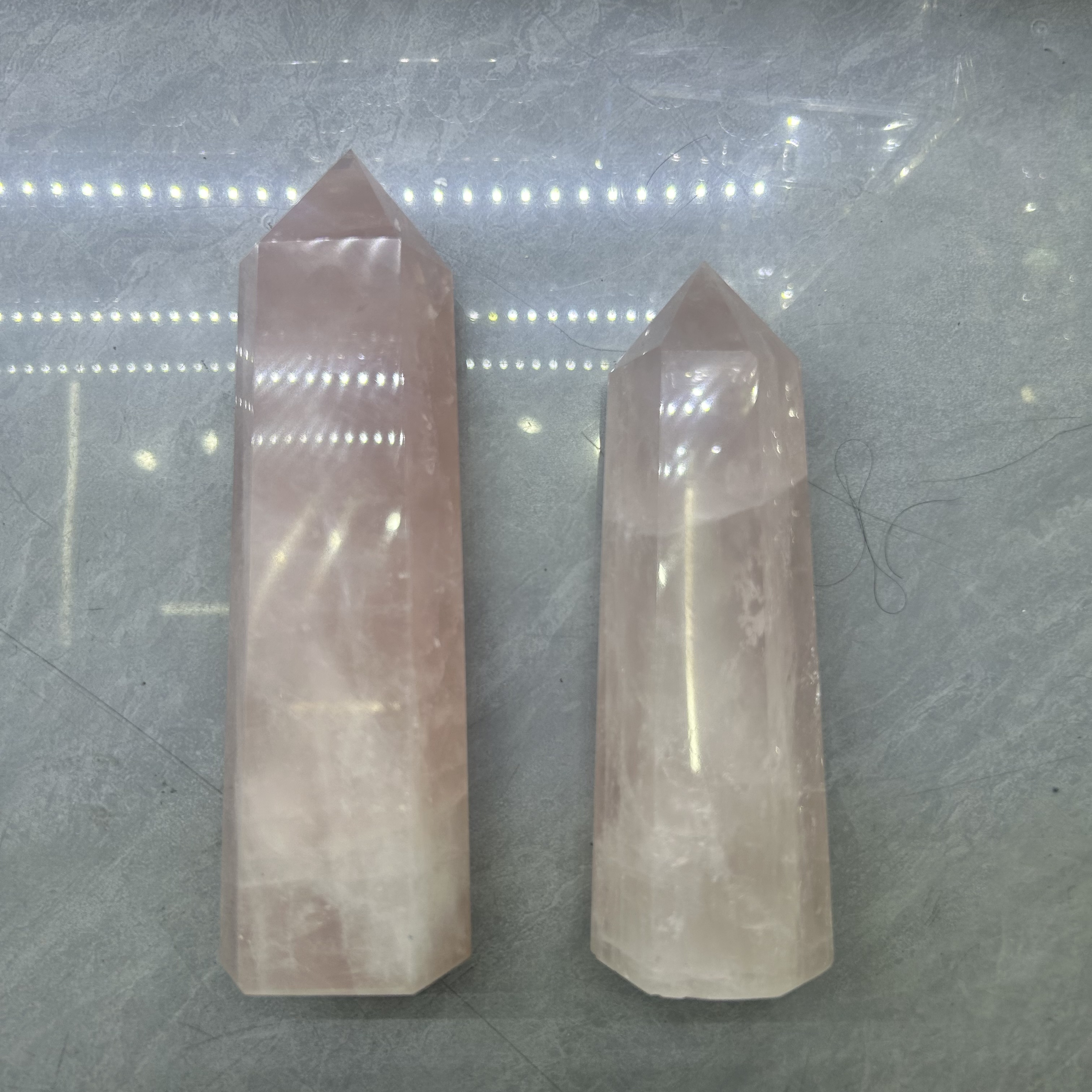 天然奇石工艺品摆件，水晶柱，刮痧板，滚石，捣蒜器，饰品挂件，风水摆件，动物雕件等各种天然原石水晶工艺品及日用品详情图4