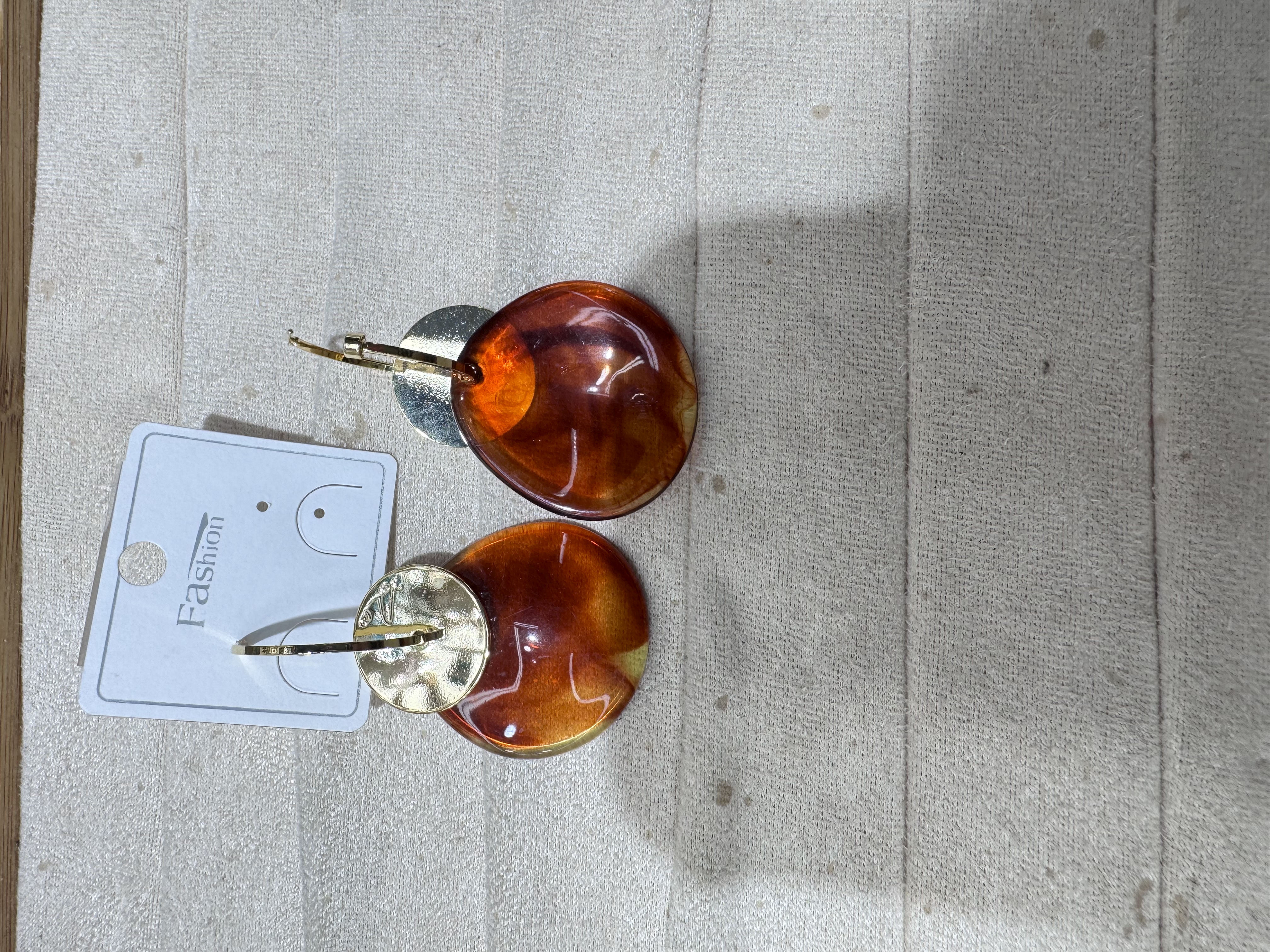 大小双圆片琥珀色加金色耳钩颜色复古优雅造型简单大方时尚潮流炫艺饰品133产品图
