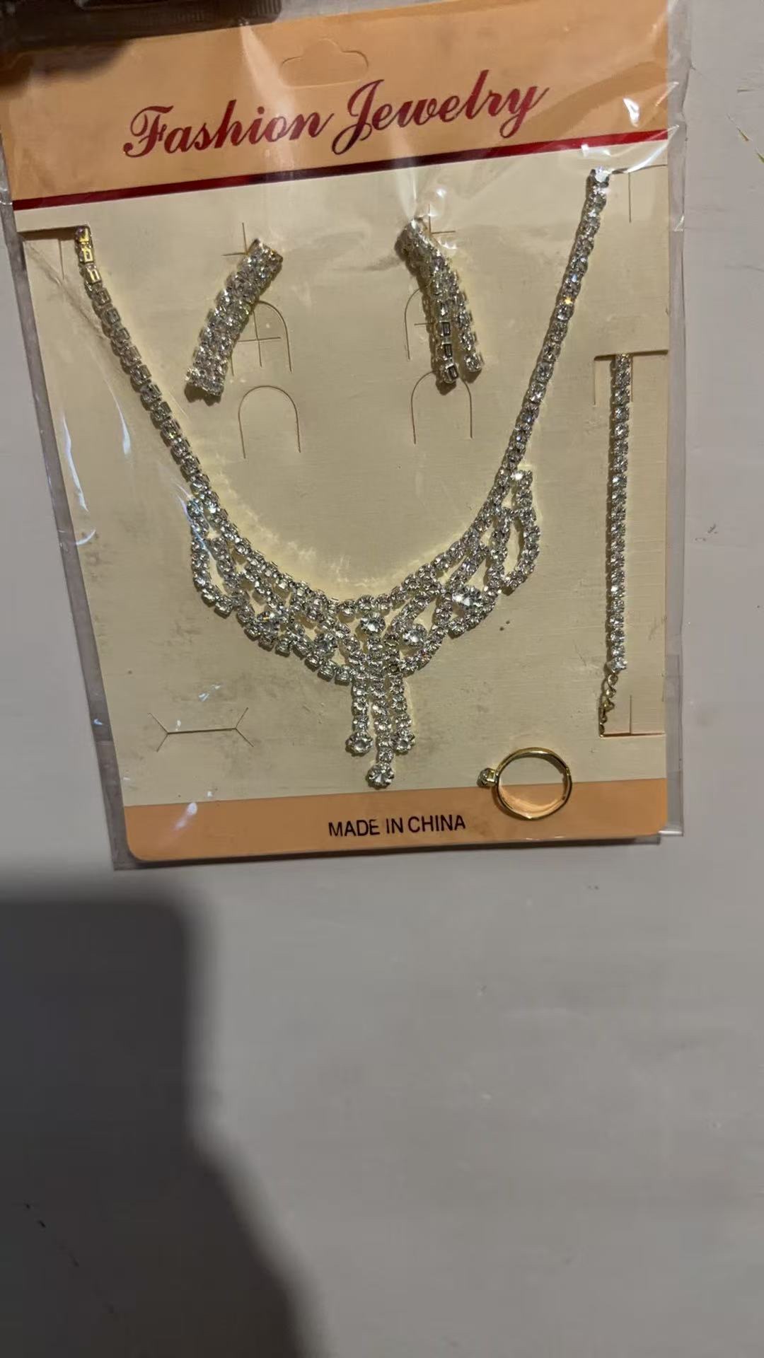 项链简约时尚饰品女款经典设计