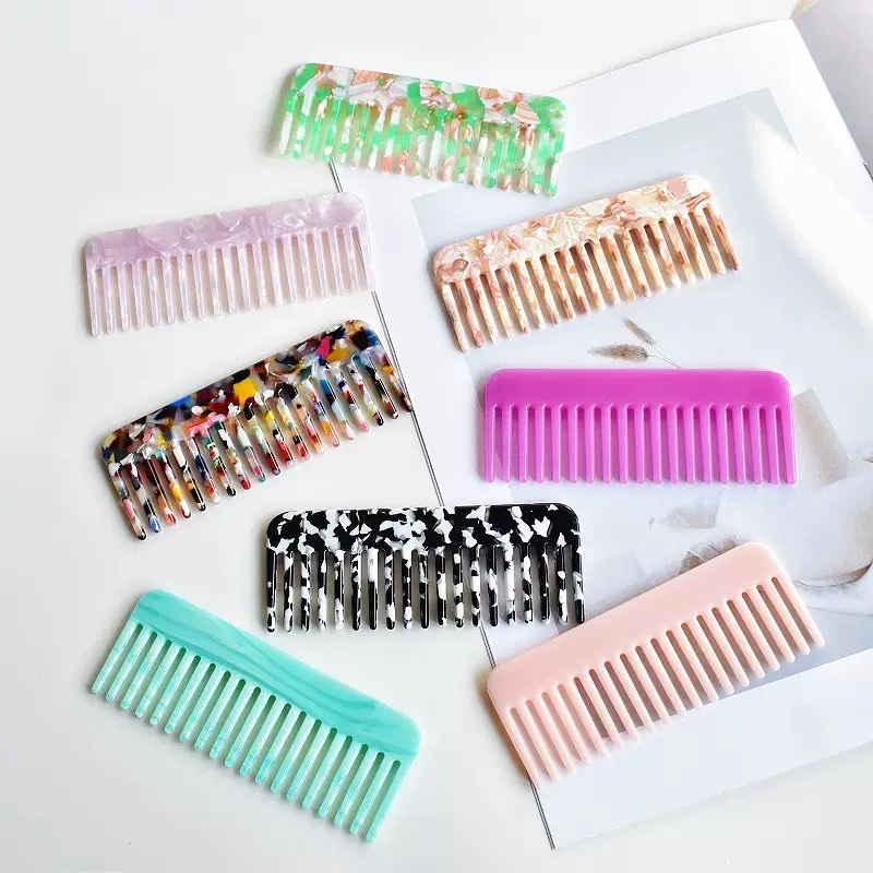 Yiwu factory direct sales of high-end anti-static acrylic sheet combs, popular combs on cross-border e-commerce Specification image