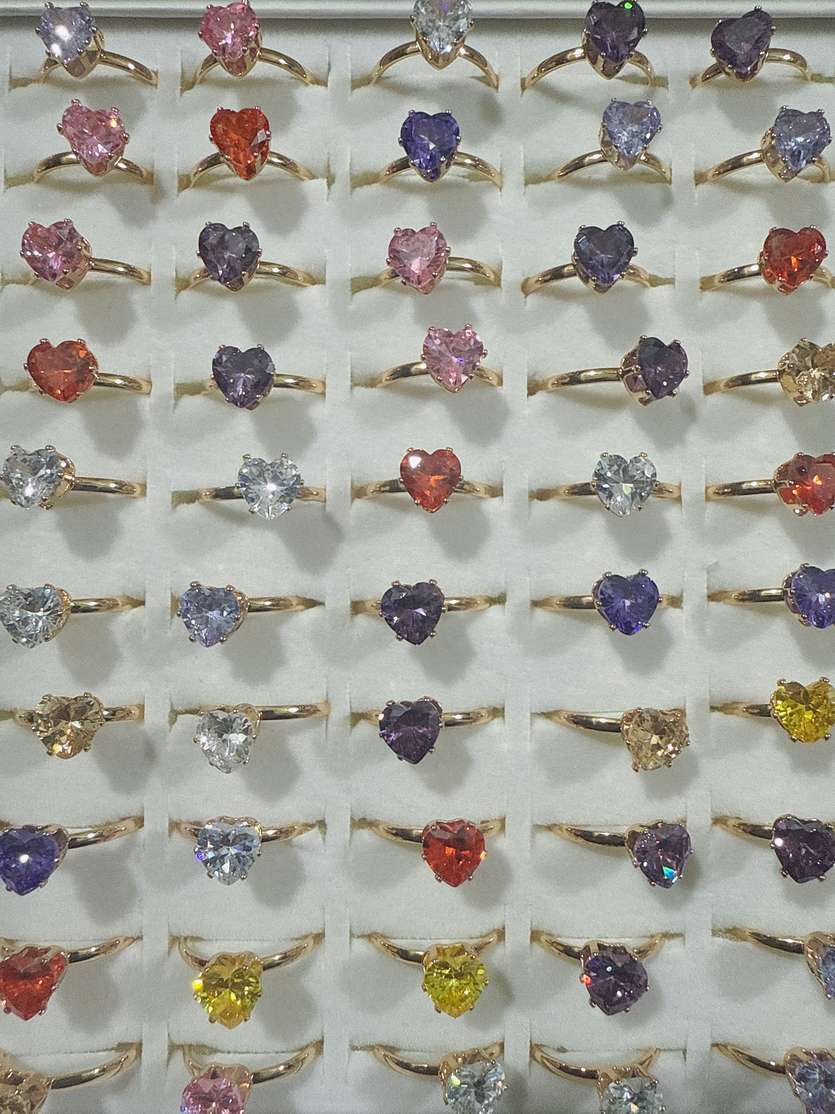 The best-selling zircon ring, an Amazon AliExpress bestseller, and the cross-border version of the copper micro-set Moissanite silver ring with a fashionable and simple design details Picture