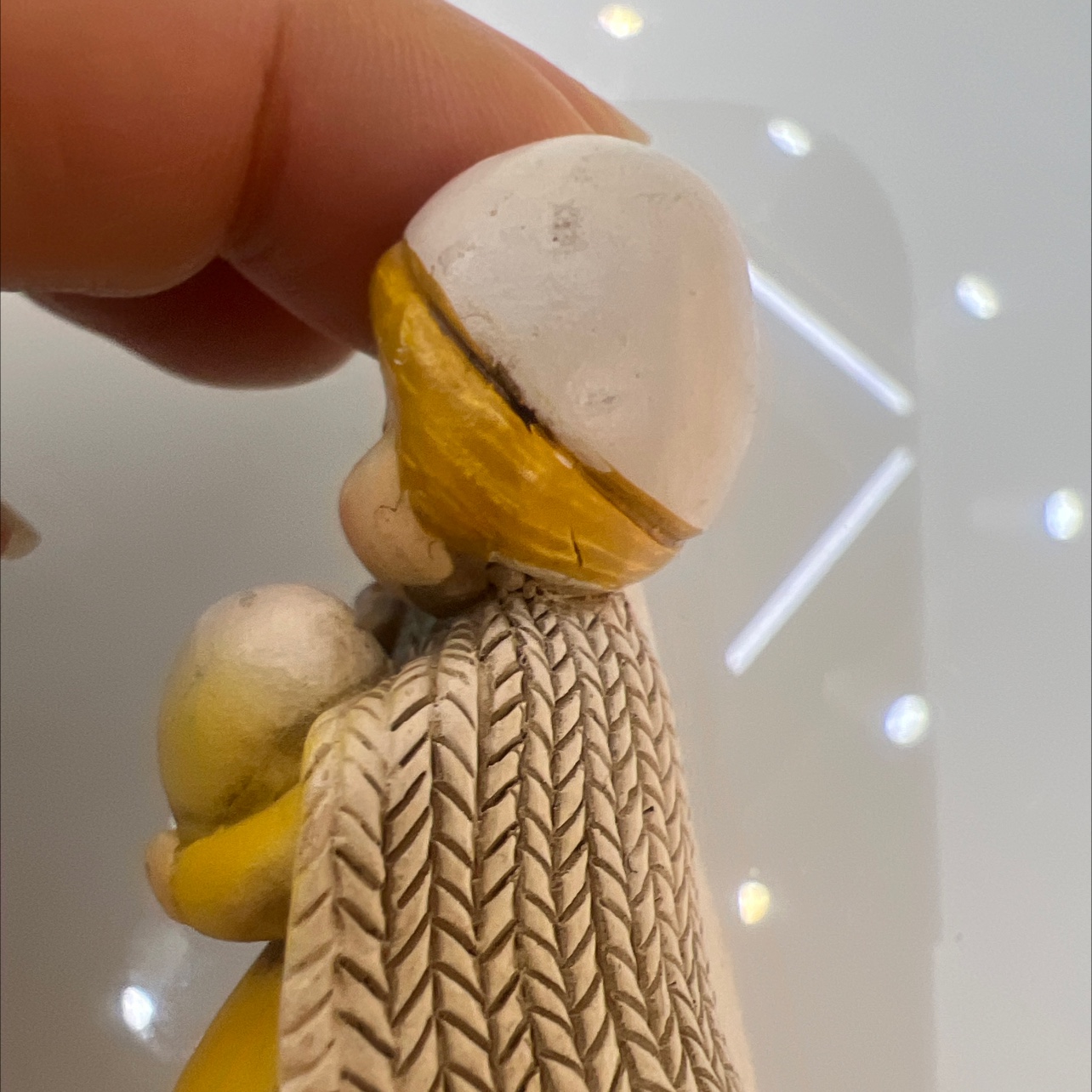 Christmas religious product ornaments, fridge magnets and figure products. Elements such as the Virgin Mary Jesus, angels, and cartoon pattern designs can be customized for various specifications of products, including figurines, small ornaments, and blind box custom event ornaments Application Scenario