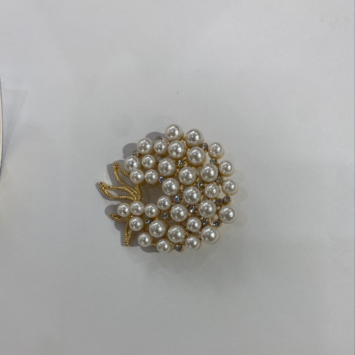 时尚潮流百搭服装胸针产品图