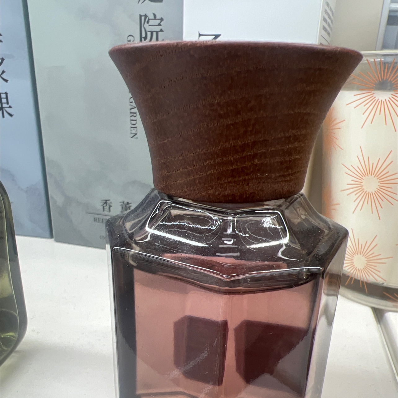 香薰片宠物除味剂产品清新空气清新剂空气清新剂清新产品香薰片宠物除味剂空气清新剂产品图