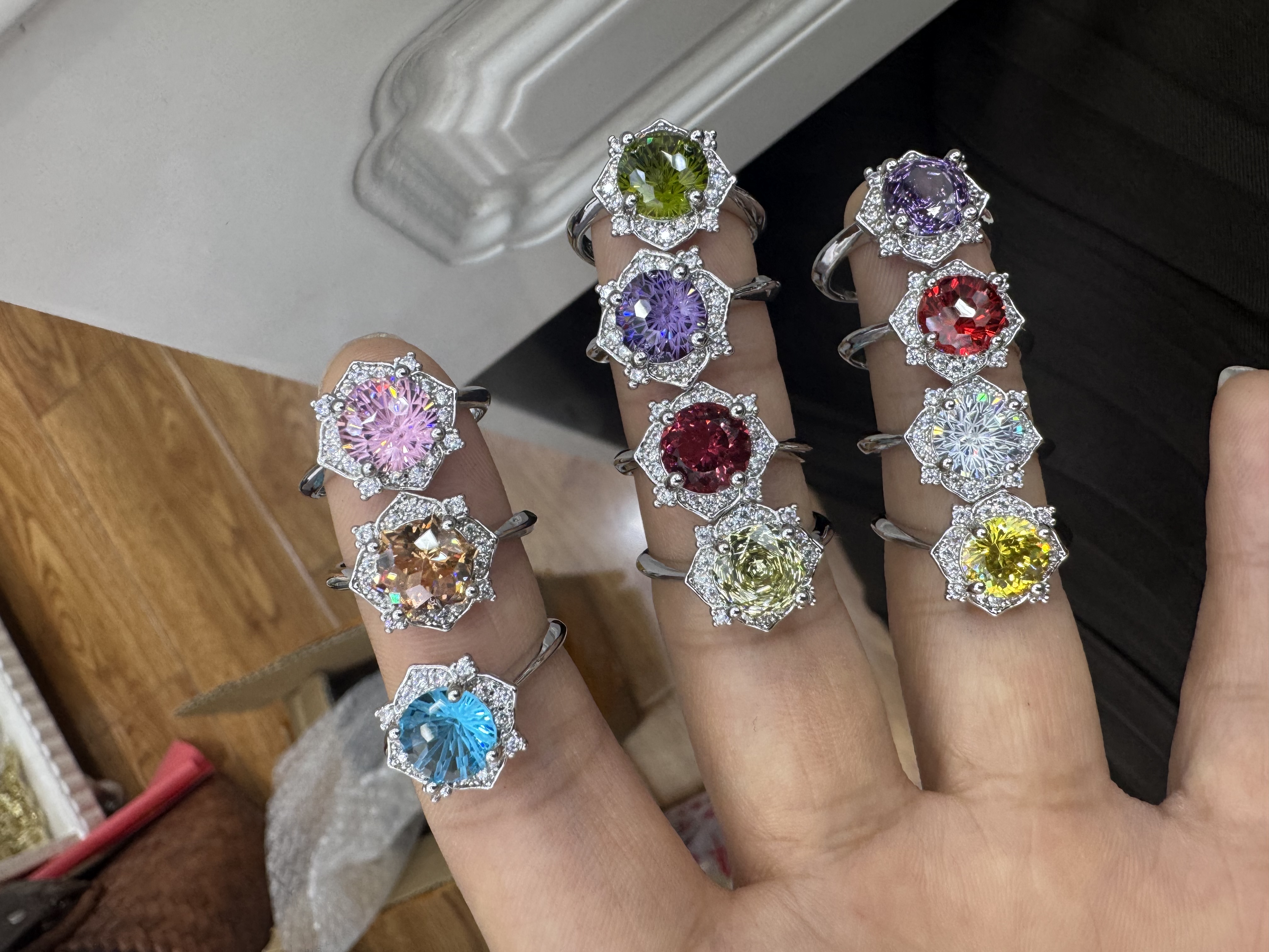 铜微镶莫桑钻银戒跨境戒指简约时尚铜微镶戒指戒指跨境银戒指莫桑钻戒指