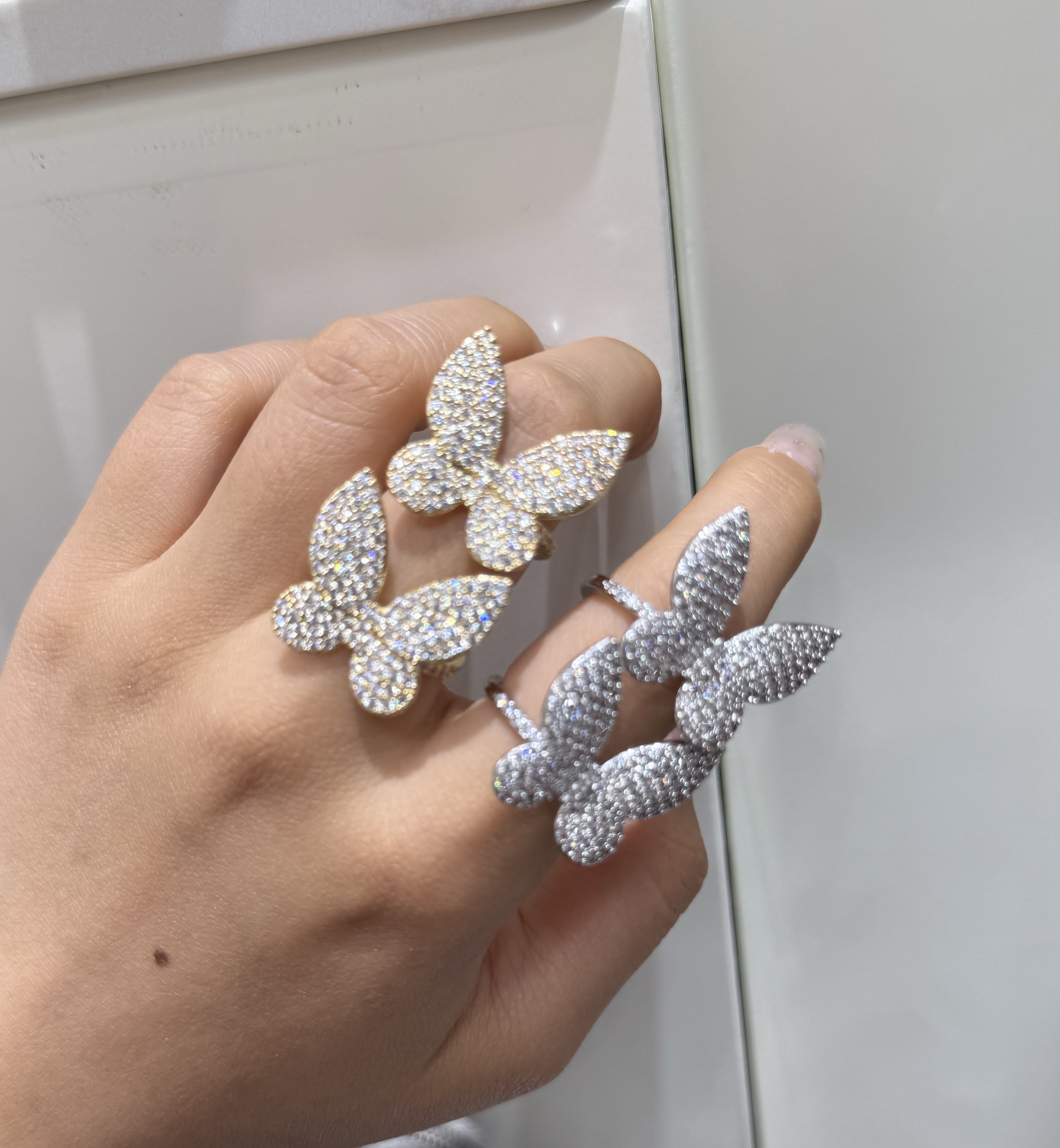 铜微镶蝴蝶跨境戒指女款简约时尚轻奢风戒指铜微镶戒指铜微