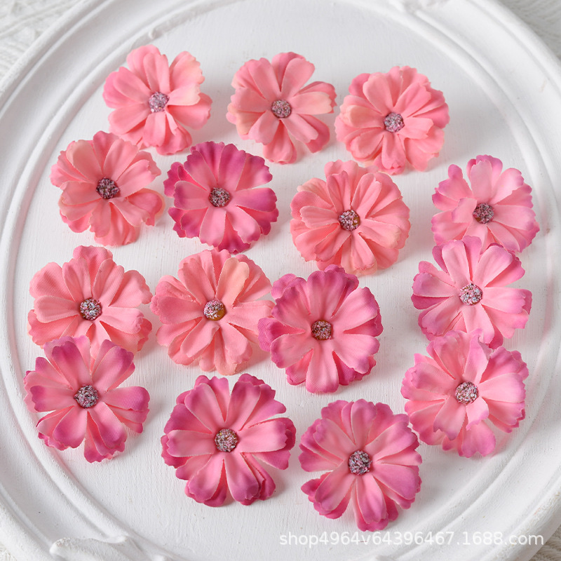 Artificial flowers, small flower hairpins, artificial flower heads, small daisies, French wild chrysanthemums, Hanfu headwear, straw hats, artificial flowers, small artificial flowers detail image 3