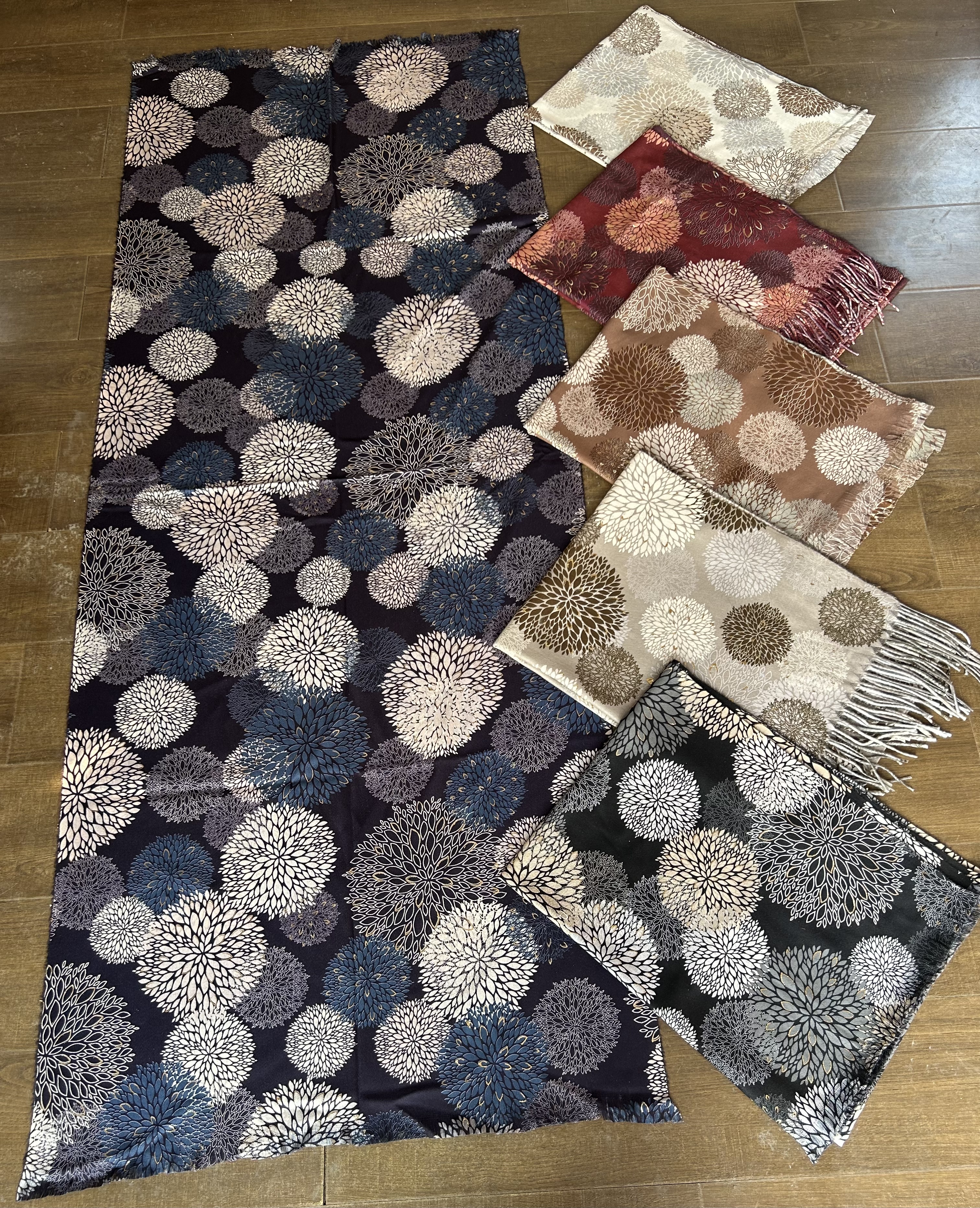  New hot sale Cashmere 2side Digital print 1side with Gold s detail image 12