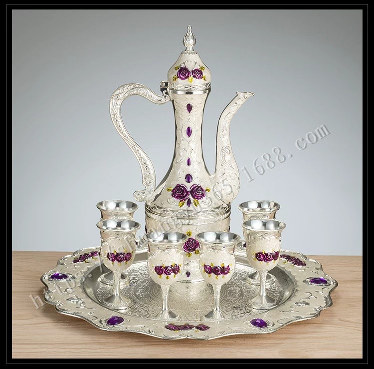 欧式白酒杯套装创意家居酒具小酒杯属酒壶分酒器白酒摆件礼品白底实物图