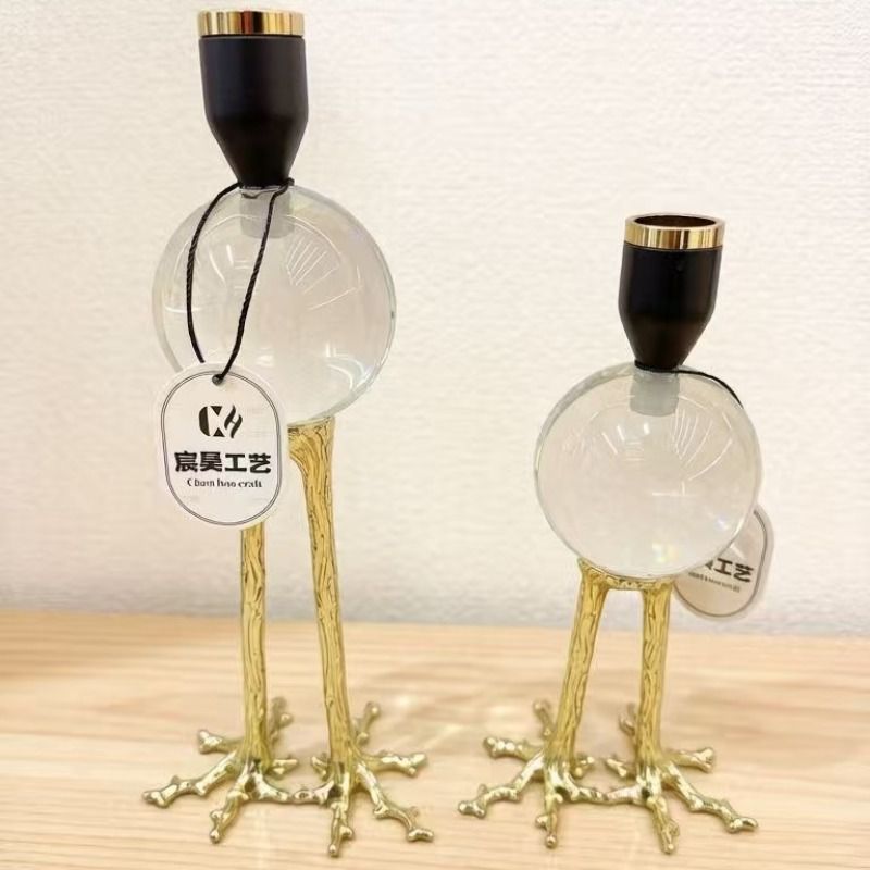 European-style decorative soft furnishings, wedding handicrafts, candlesticks, home items, candlesticks, candlestick handicrafts, candlesticks details Picture