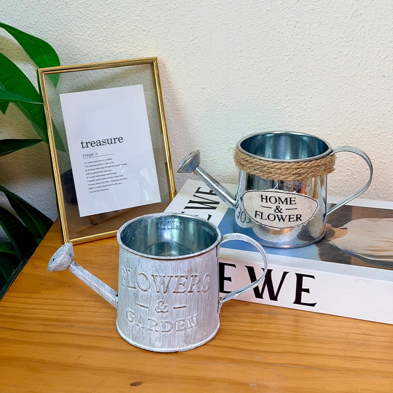 Ironwork watering can, decorative succulent artificial flowers, iron bucket, retro country garden planting, office decorative flower POTS, decorative items with printed creativity, in stock detail image 2