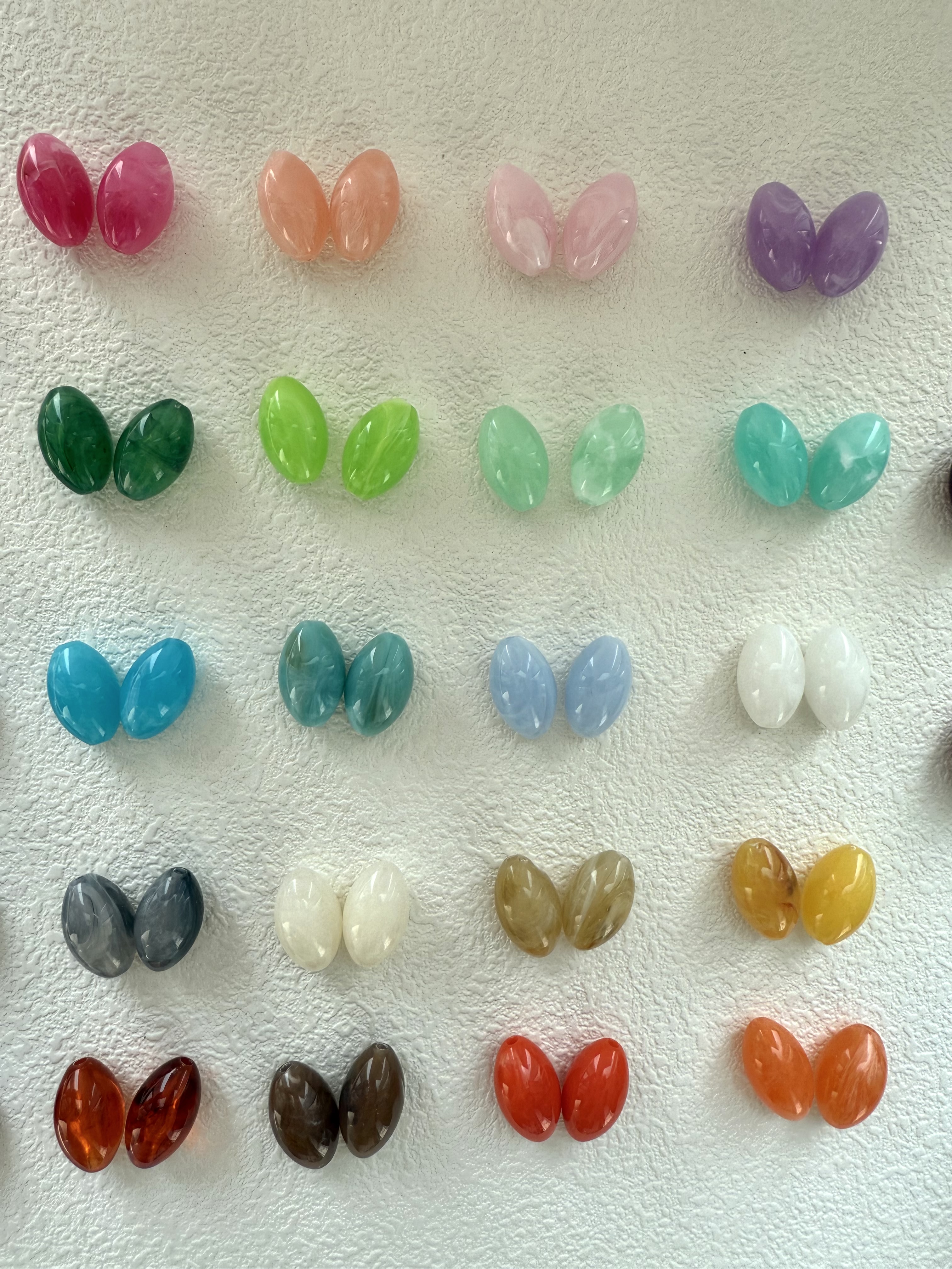 Wholesale of antique glass beads, agate loose beads, acrylic loose beads, carefully selected materials, transparent and lustrous, bulk purchase details Picture