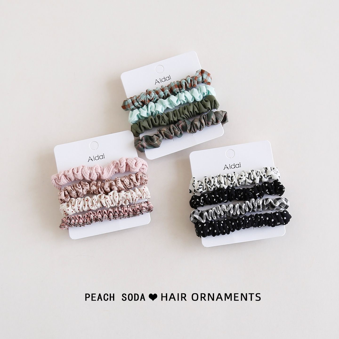 Four pieces in a pack! Simple checkered fabric hair bands, small intestine bands, high-elasticity leather band hair ties, daily sweet hair ties