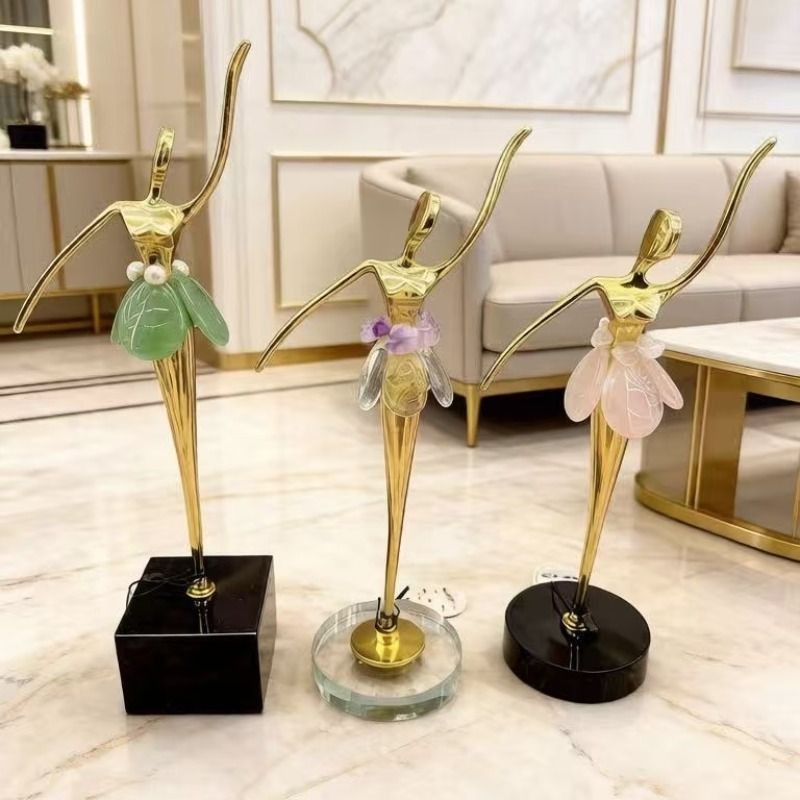 Modern light luxury ballet dance girl high-end copper ornaments, living room wine cabinet, entrance hall TV cabinet, dance decoration Application Scenario