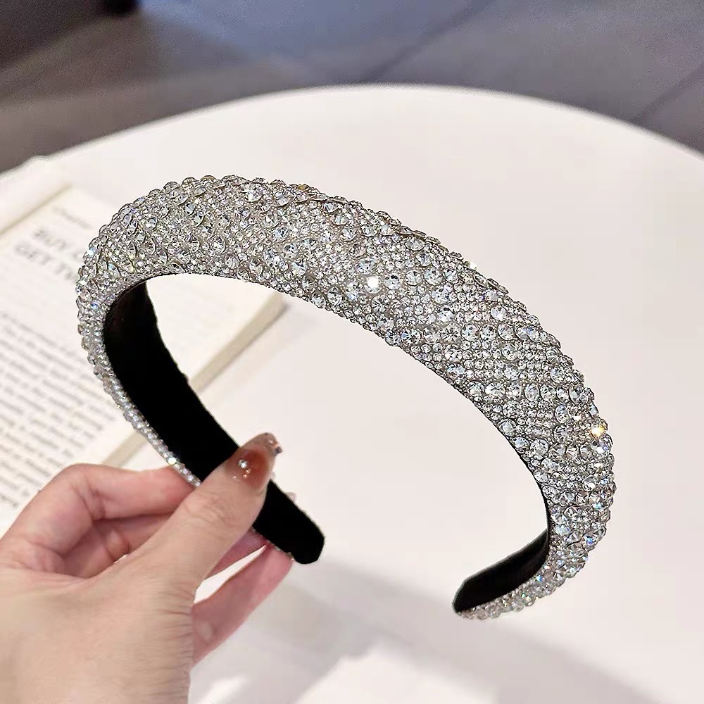 Korean high-end and high-quality full-diamond hair bands, beautiful and high-end sponge hair bands, hair clips, women's light luxury style hair accessories details Picture