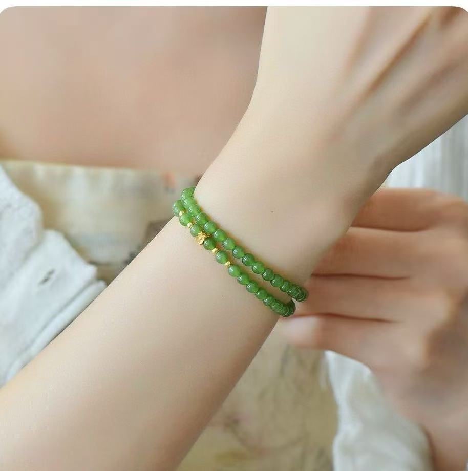 Hetian jade bracelet, women's millet beads, spinach green single-loop bracelet, jade necklace, light luxury and niche beaded bracelet Application Scenario