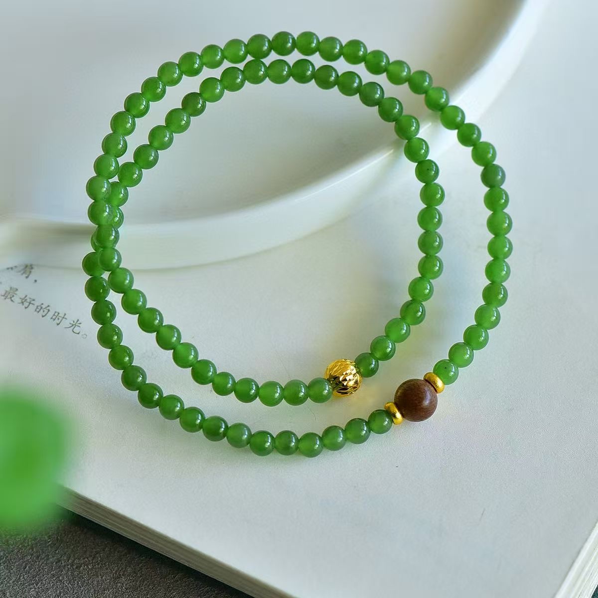 Hetian jade bracelet, women's millet beads, spinach green single-ring bracelet, jade light luxury, niche beaded bracelet details Picture