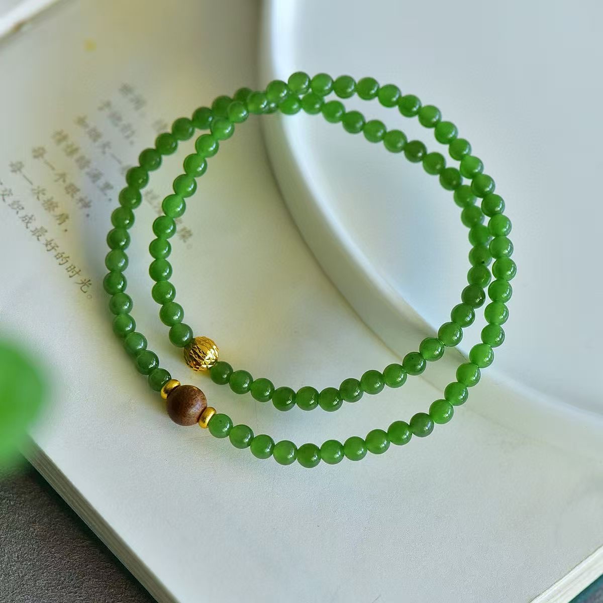 Hetian jade bracelet, women's millet beads, spinach green single-ring bracelet, jade light luxury, niche beaded bracelet Specification image