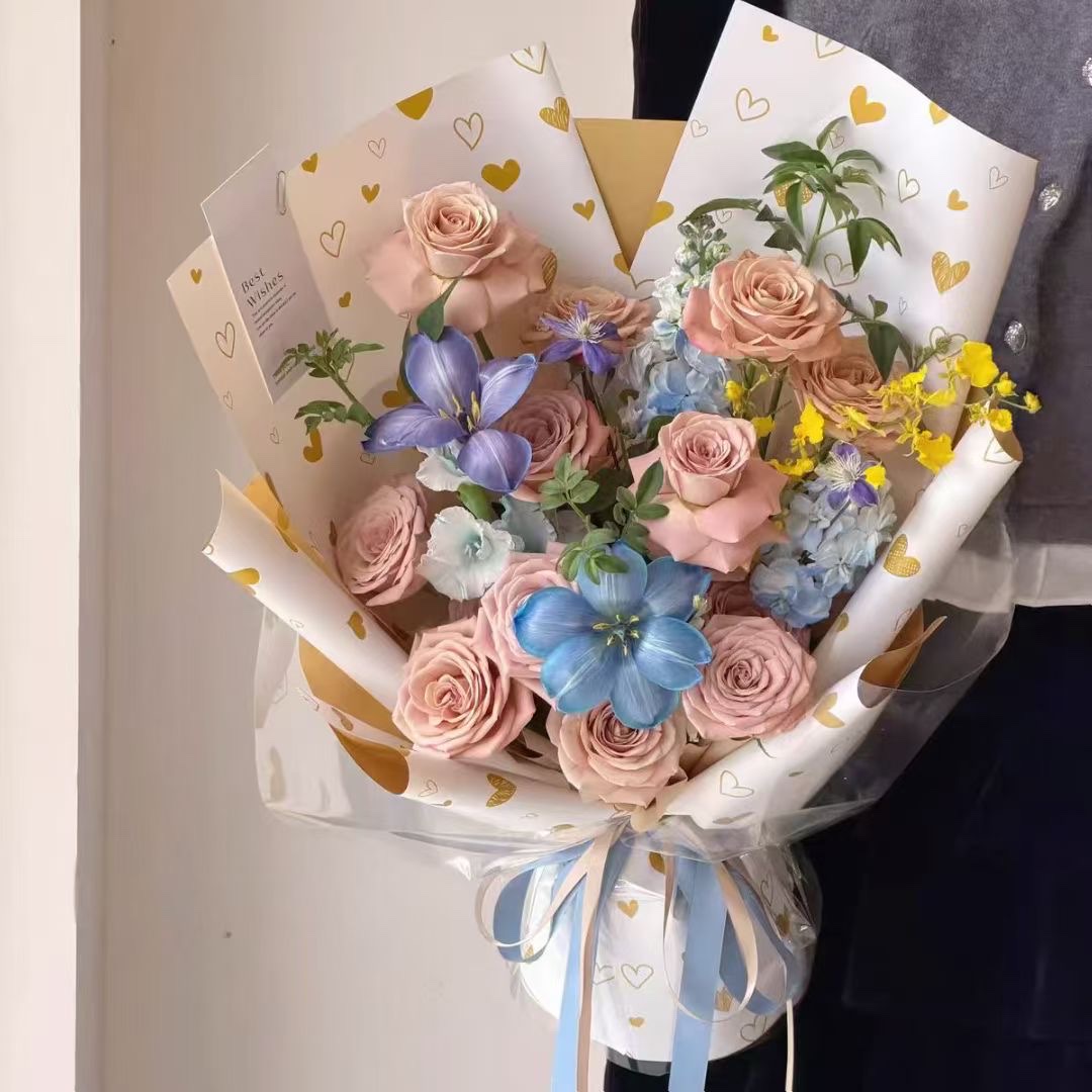 Pengfa Packaging Factory Store Yuyin Paper Heartbeat Flower Wrapping Paper Thickened waterproof Ouya Paper Material Valentine's Day Wrapping Paper Heart Ouya Paper diy Flower Bouquets, Flower Art Wrapping paper, Flower packaging detail image 5