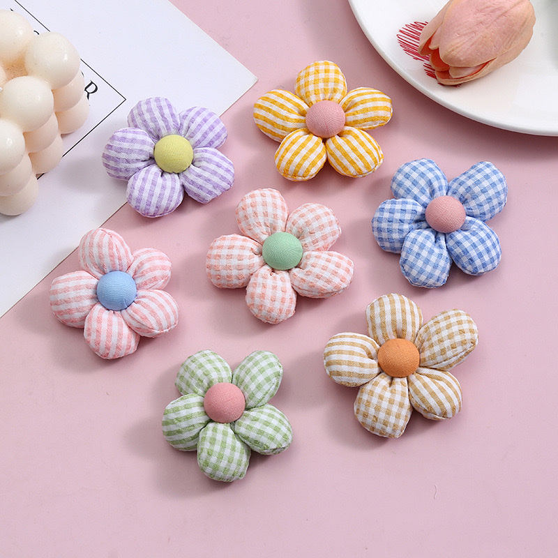 Wholesale of Korean-style fine checkered cotton five-petal flower scarves, clothing, accessories, brooches and hair tie accessories Wholesale of Korean-style fine checkered cotton five-petal flower scarves, clothing, accessories, brooches and hair tie accessories