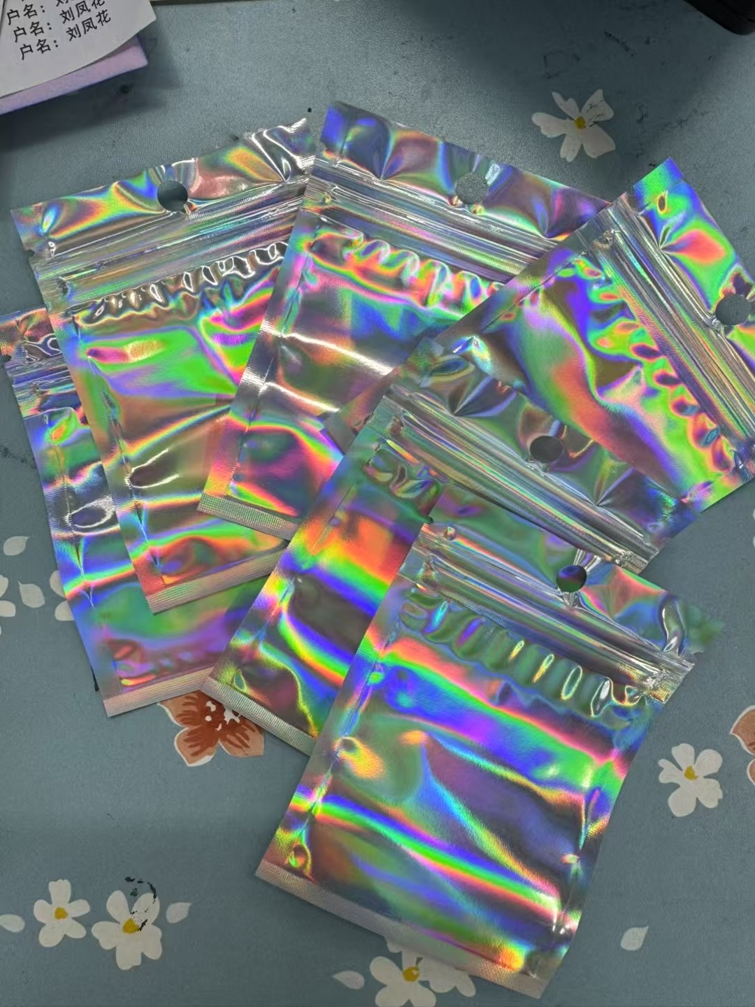 Three-sided sealed pearlescent film bag, custom-made according to sample, 7x10. Available in 8x11, 9x12, 10x1, 3, and 11x15 sizes, three-sided sealed pearlescent film bags detail image 6
