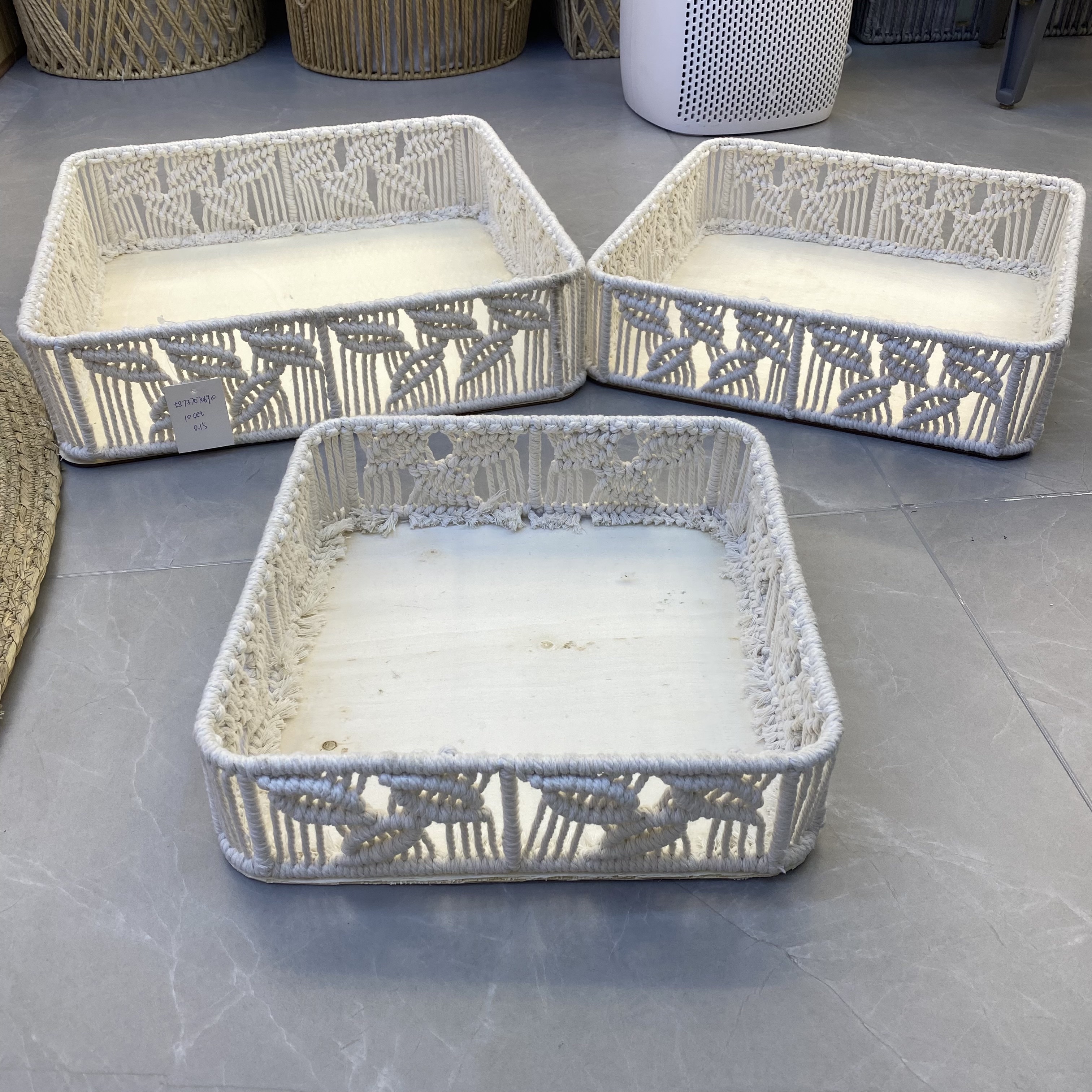 手工编织天然材质环保收纳筐 拍摄道具 郁金香扭扭棒生态瓶苔藓竹编工艺品罐头植物竹编花篮细节图