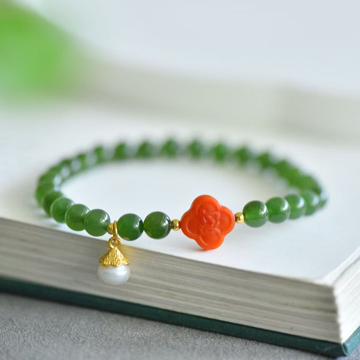 Original design natural Hetian jade single-loop bracelet for women, paired with Baoshan Nan Hong CAI Fu Bracelet s925 silver jewelry bracelet details Picture