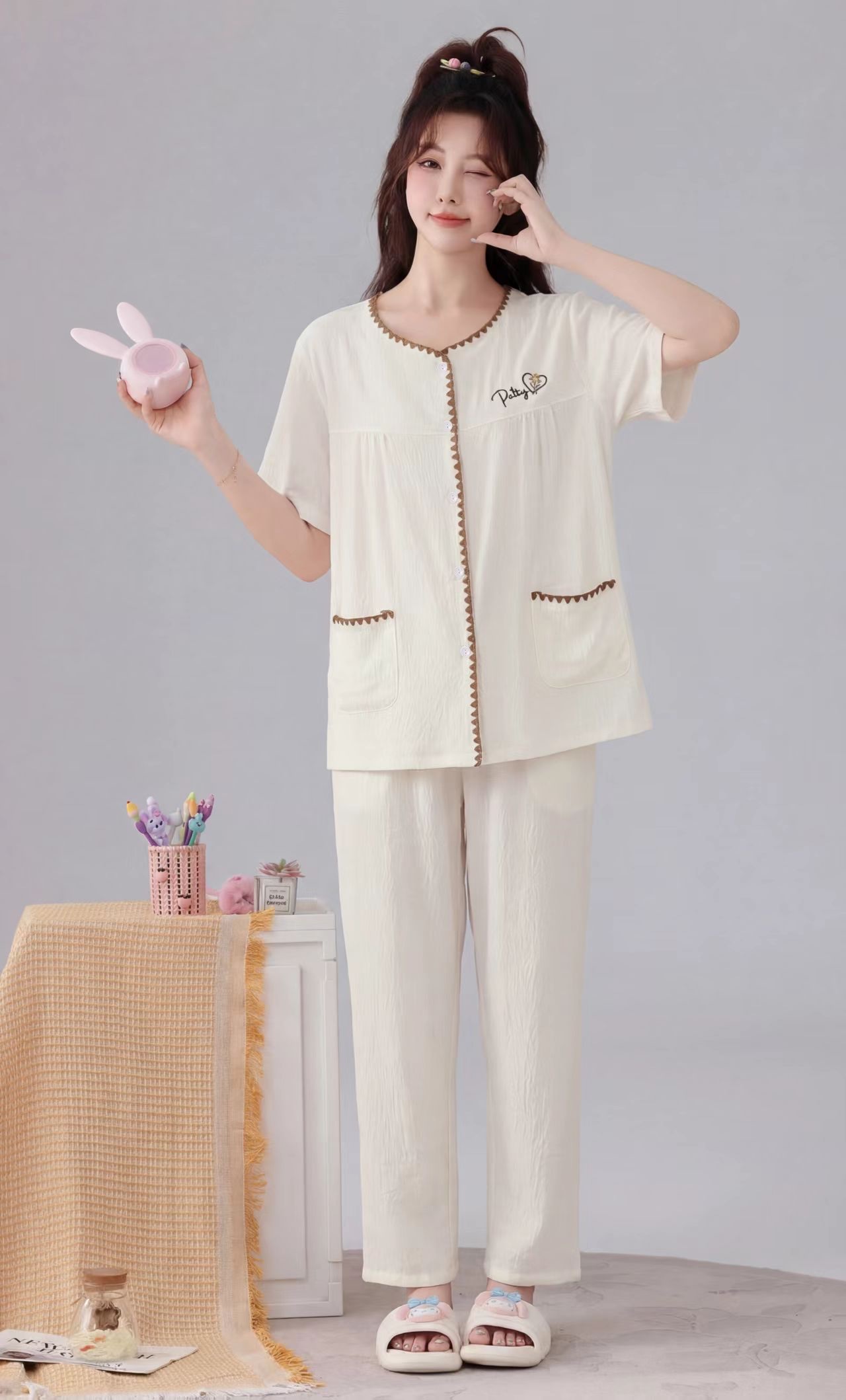 Comfortable and breathable pajamas for home and casual wear details Picture