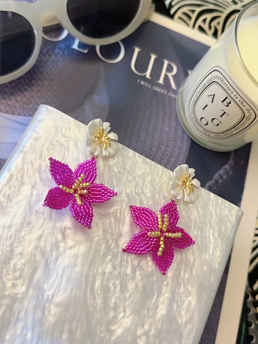 2026新款纯手工编织米珠花朵耳环