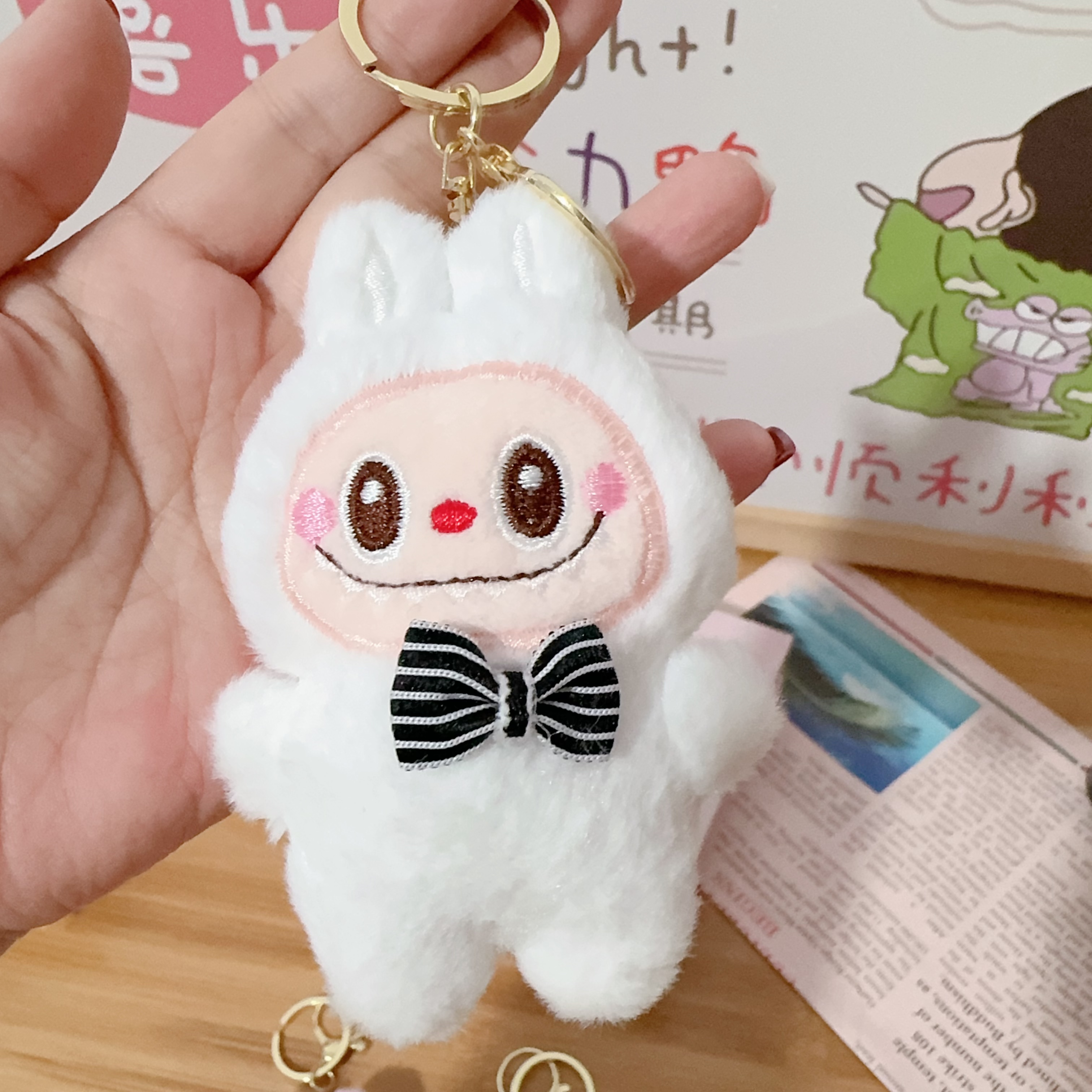 卡通发光钥匙扣挂件公仔挂饰夜光创意小物产品图