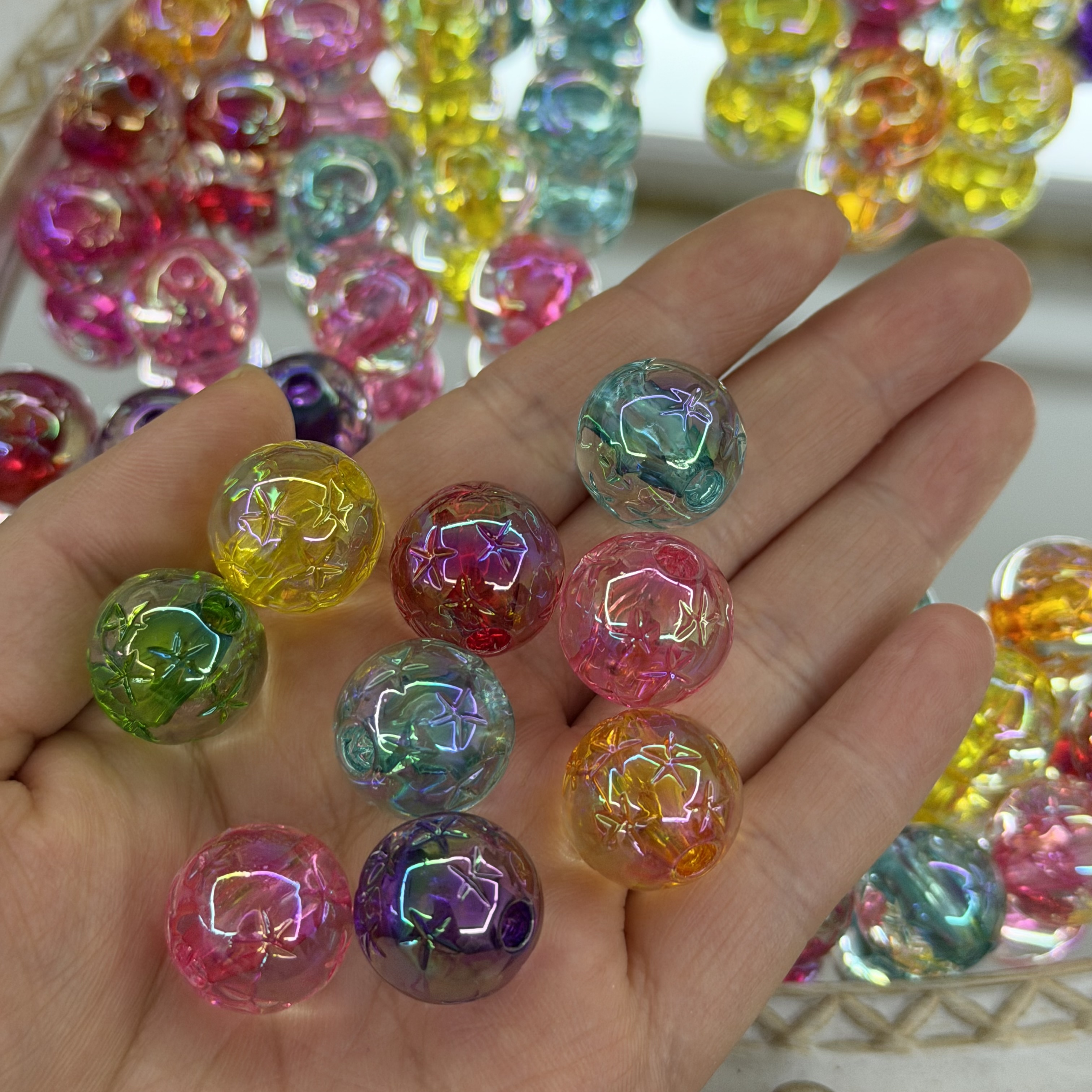 Wholesale of antique glass beads, agate loose beads and crystal loose beads. Selected natural materials. Bulk purchase discounts details Picture