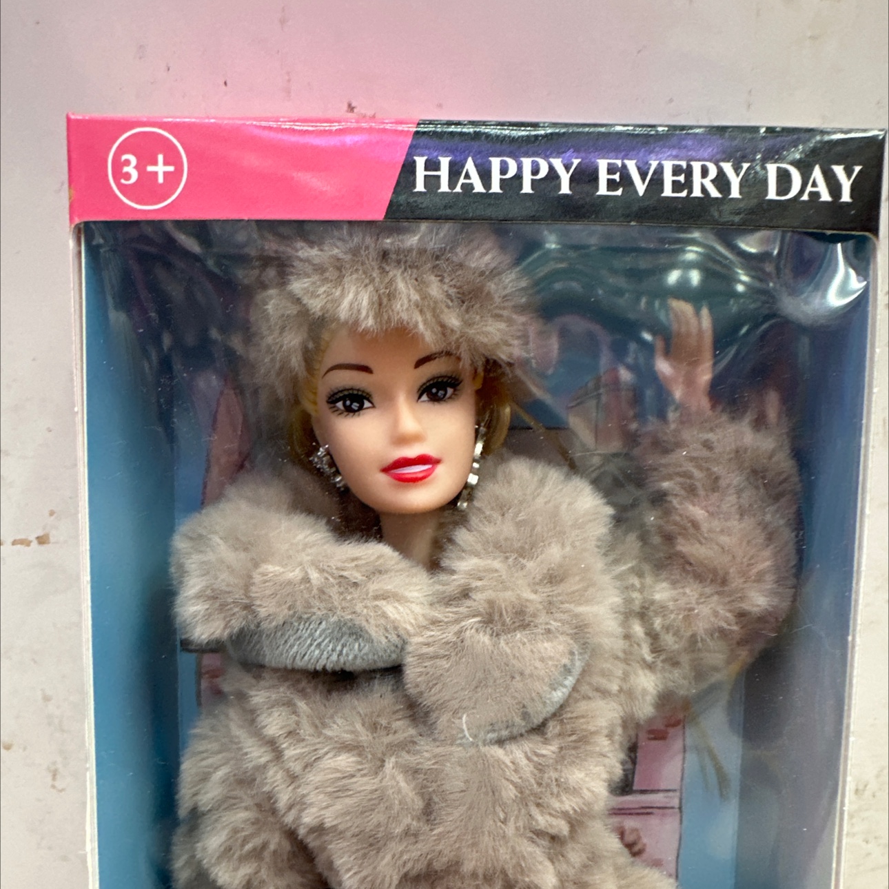 娃娃公仔实物图