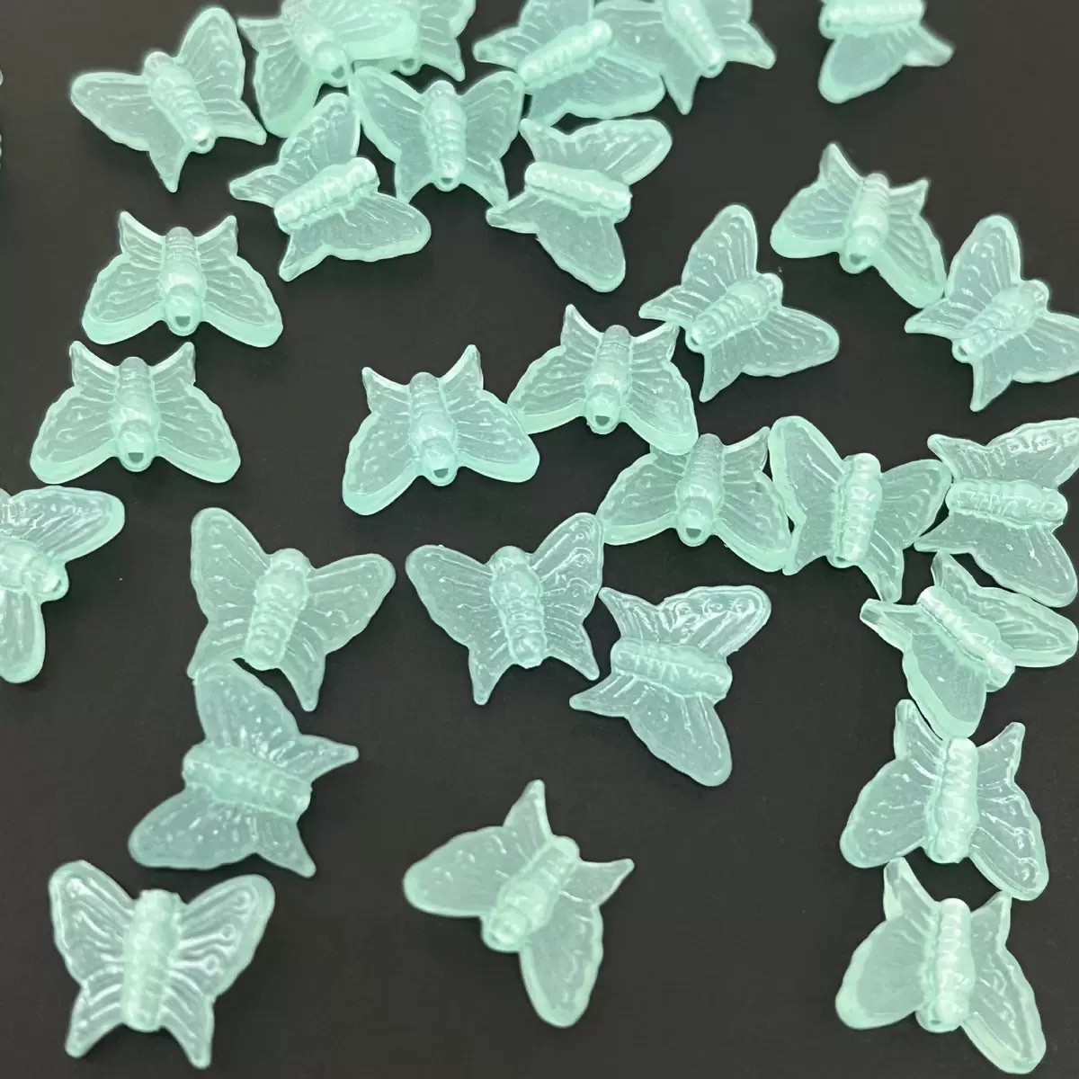 Direct sales from the manufacturer of luminous beads