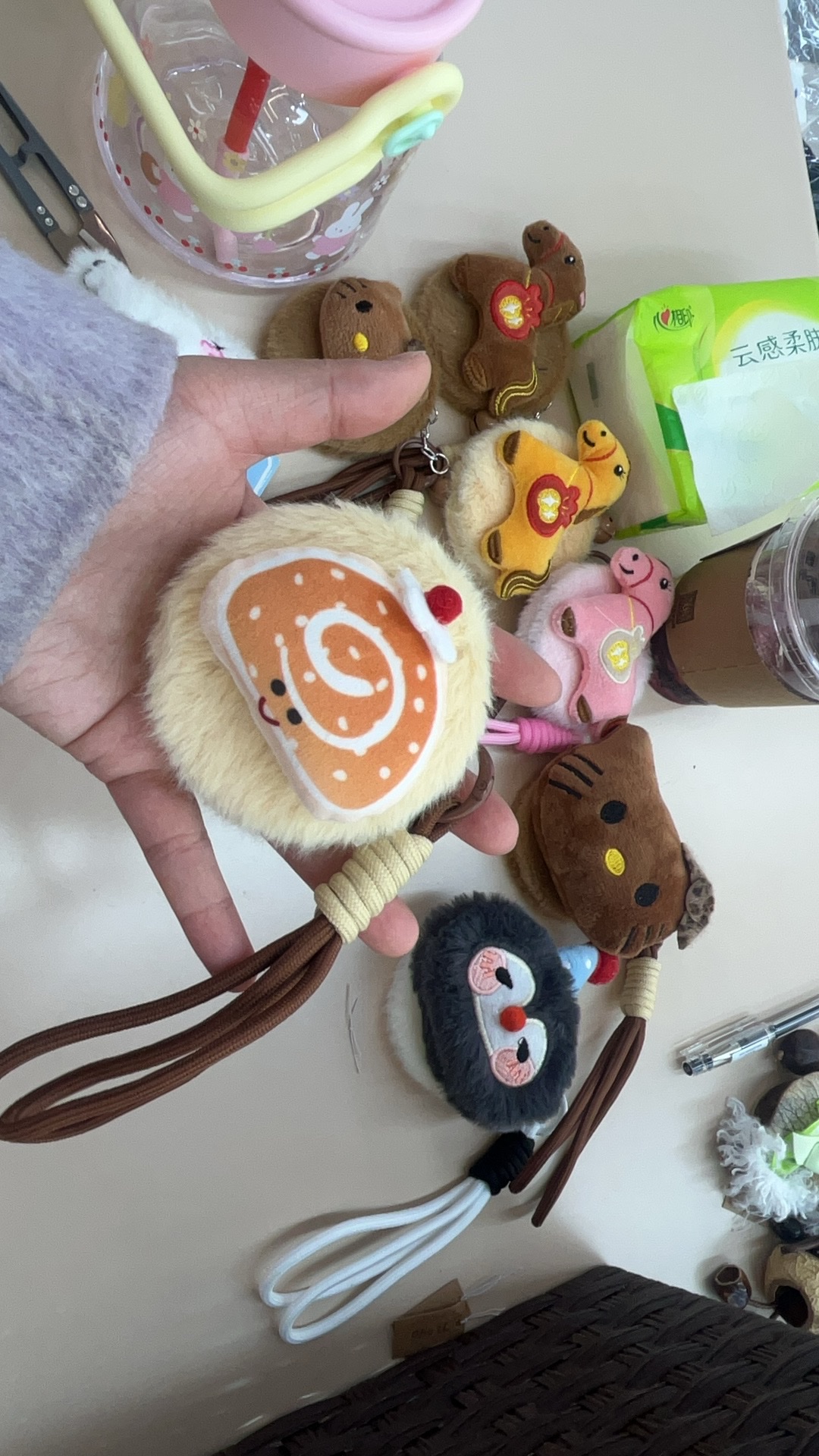 毛绒镜子包包挂件挂绳挂件创意装饰挂件