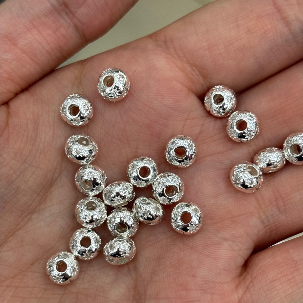 手串珠子配件、铜镀18k厚银配件、天然石手串配件、珍珠手串配件细节图