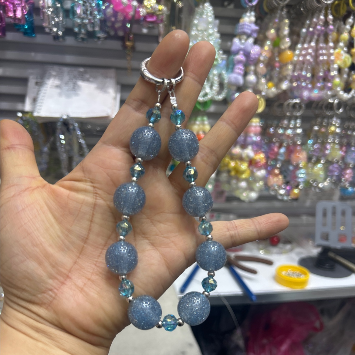 欧美新款跨境代购手机链韩式时尚潮流百搭手机链细节图