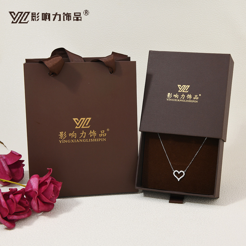 Influence S925 Pure silver heart-shaped collarbone chain, a niche light luxury accessory, silver chain neck accessory, a niche light luxury collarbone chain details Picture