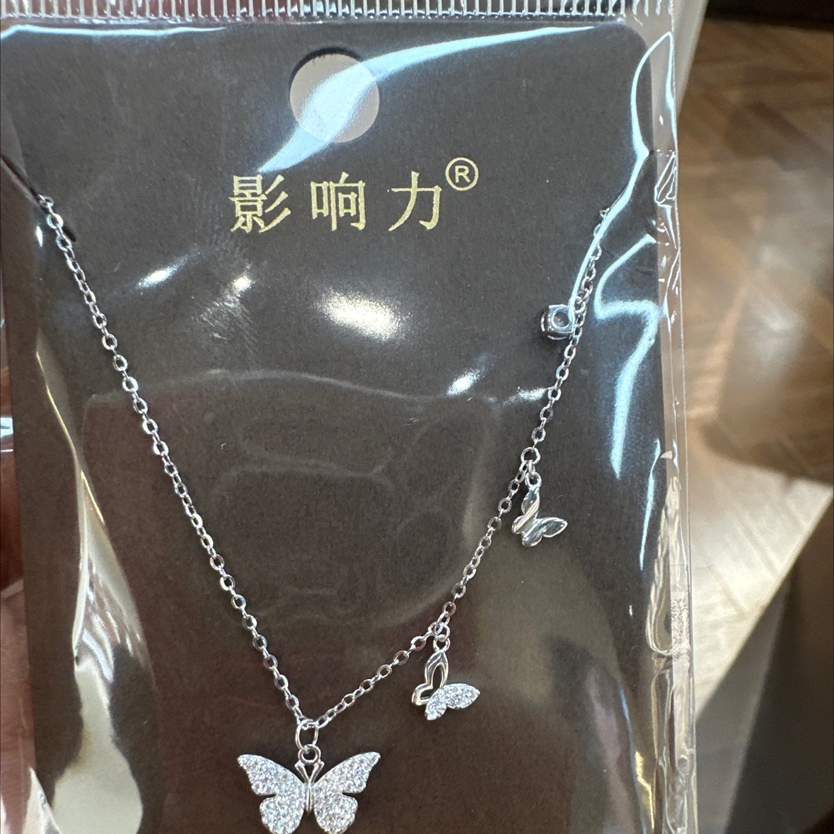 S925 sterling silver butterfly necklace, a new and niche design pendant with a light luxury and high-end feel for autumn and winter, a popular collarbone chain Application Scenario
