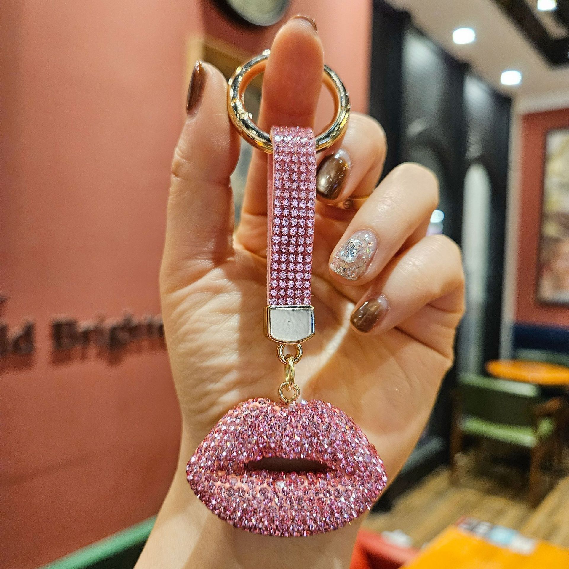 Lip water diamond keychain pendant, doll pendant, cute little gift, keychain, bag pendant, pendant detail image 3