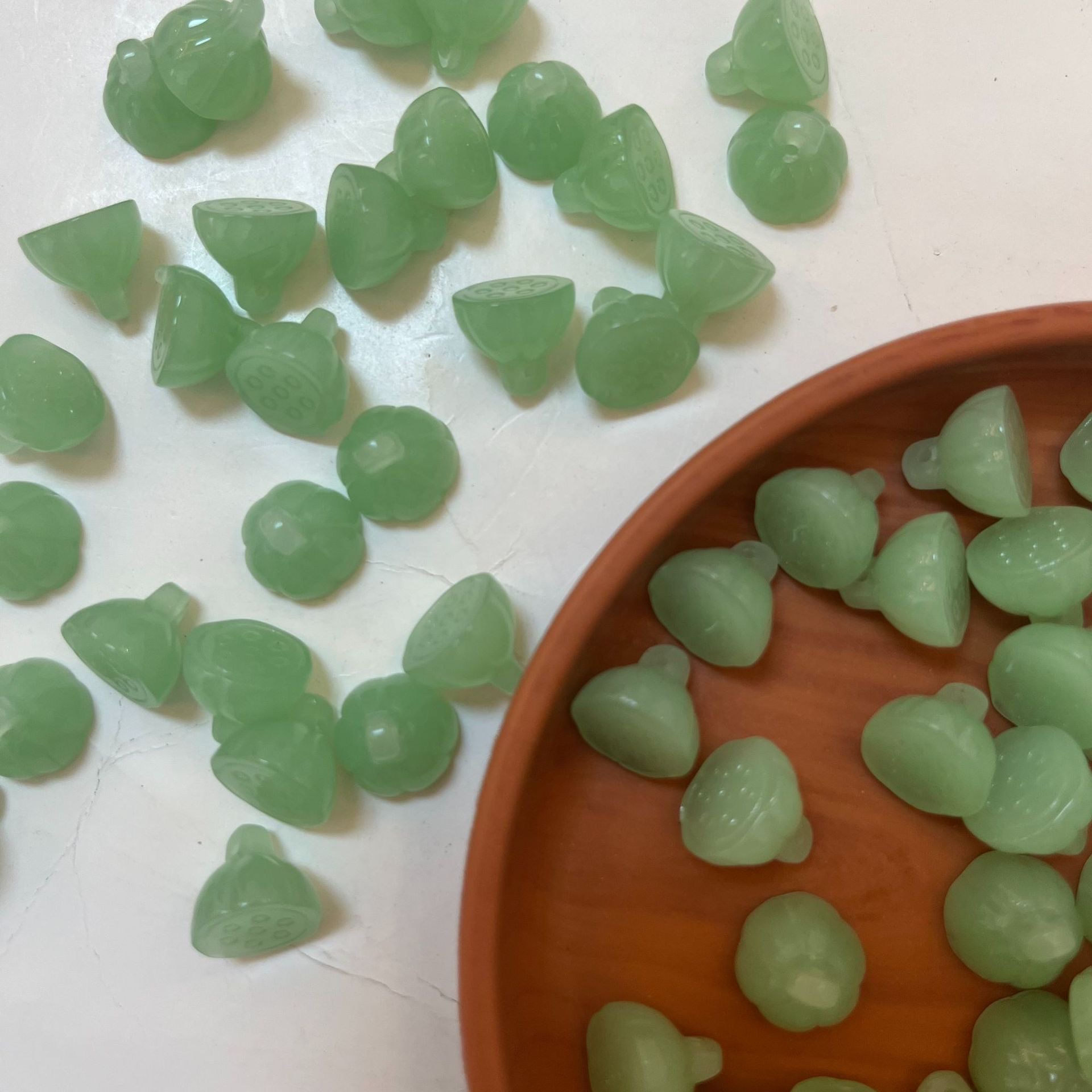 Houxiu Imitation jade and glass large lotus pod DIY bracelet accessory wholesale Hanfu and cheongsam semi-finished products Button beads and glass beads details Picture