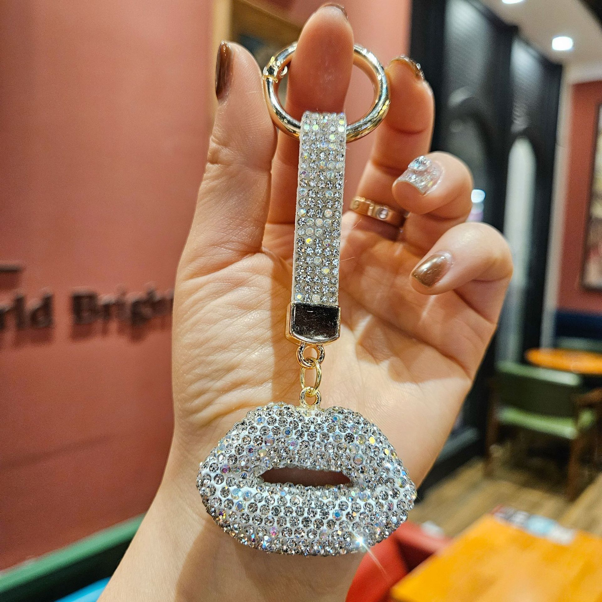 Lip water diamond keychain pendant, doll pendant, cute little gift, keychain, bag pendant, pendant detail image 5