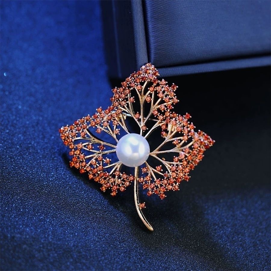 红枫叶胸针高档西装配饰简约别针气质胸花时尚大衣百搭新款男女