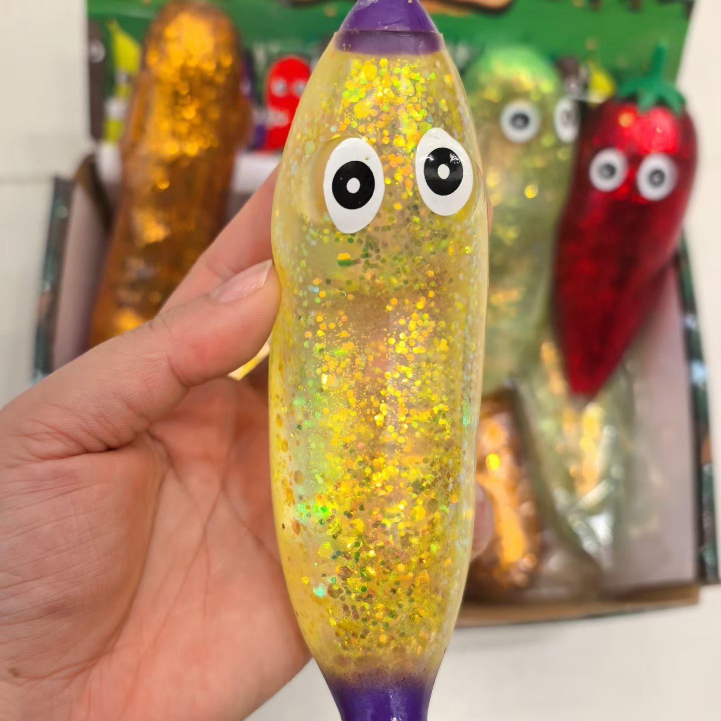 捏捏乐玩具胶囊扭蛋陀螺造型玩具捏捏乐细节图