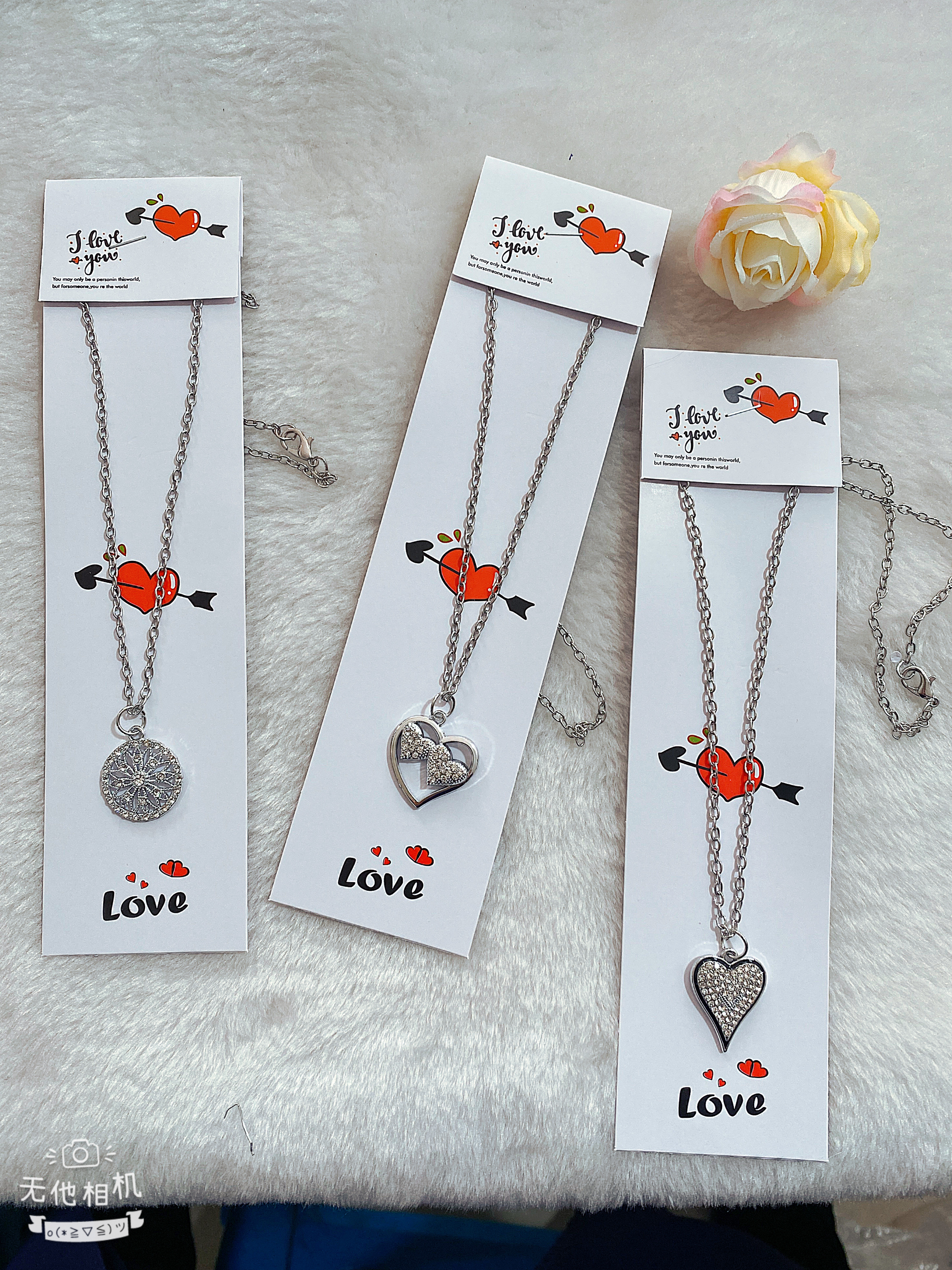 新上的单条项链，款式新颖，质量好，颜色多，又是带钻的，有很多客人返单的好产品！量大从优！环保产品！详情图2