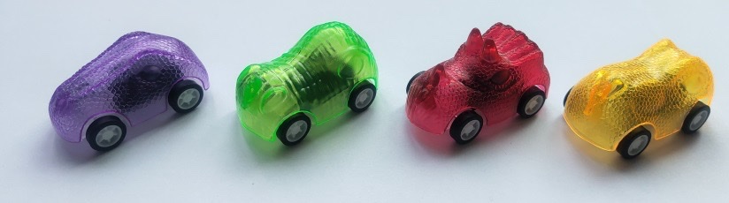 透明小汽车透明小飞机回力小汽车回力小飞机玩具汽车玩具飞机回力类玩具白底实物图