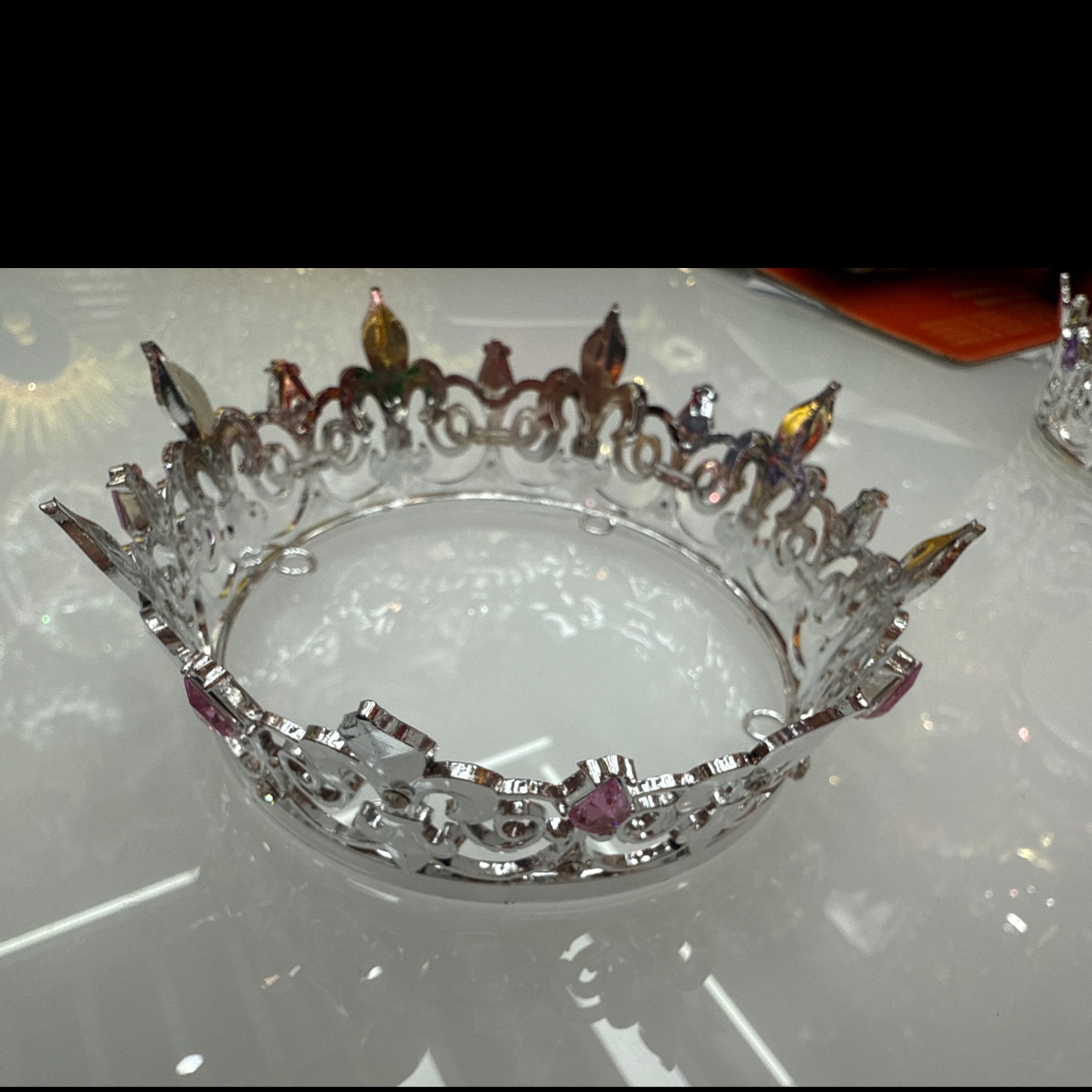 生日派对用品，蛋糕上可用、节日上也可用