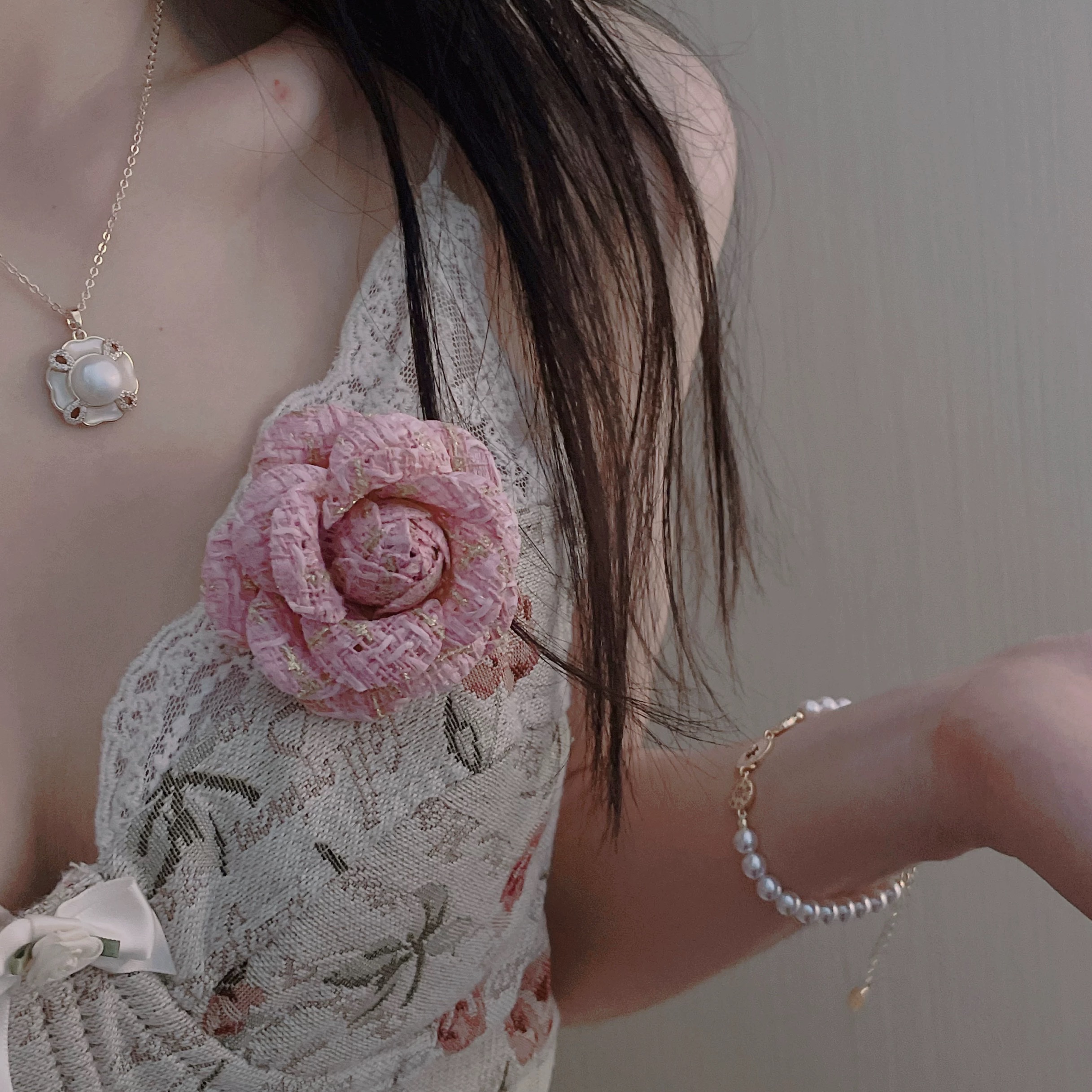 春夏新款高端小香风定型花朵山茶花饰品胸花胸针