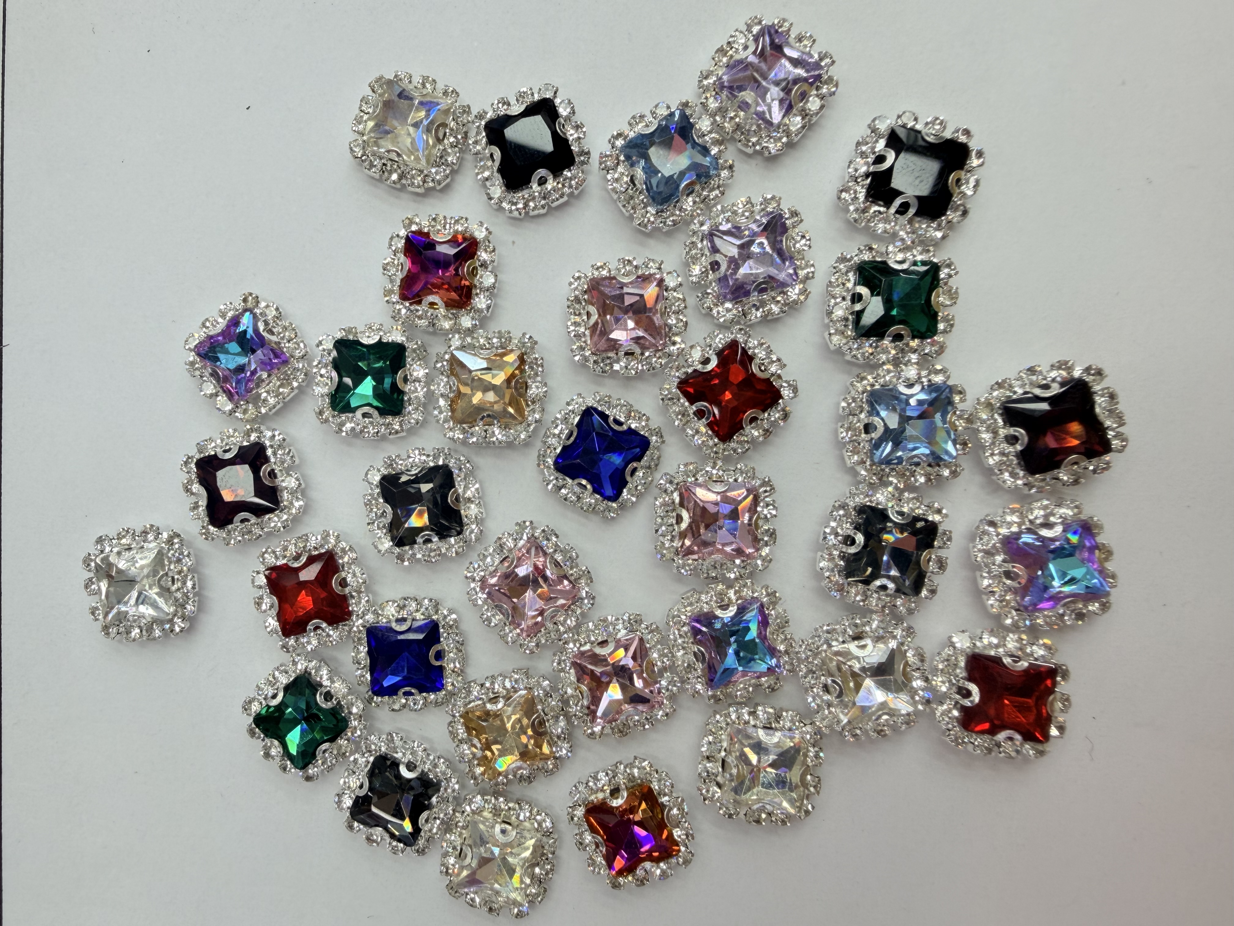 DIY clothing accessories, accessories, wedding dresses and evening gowns details Picture